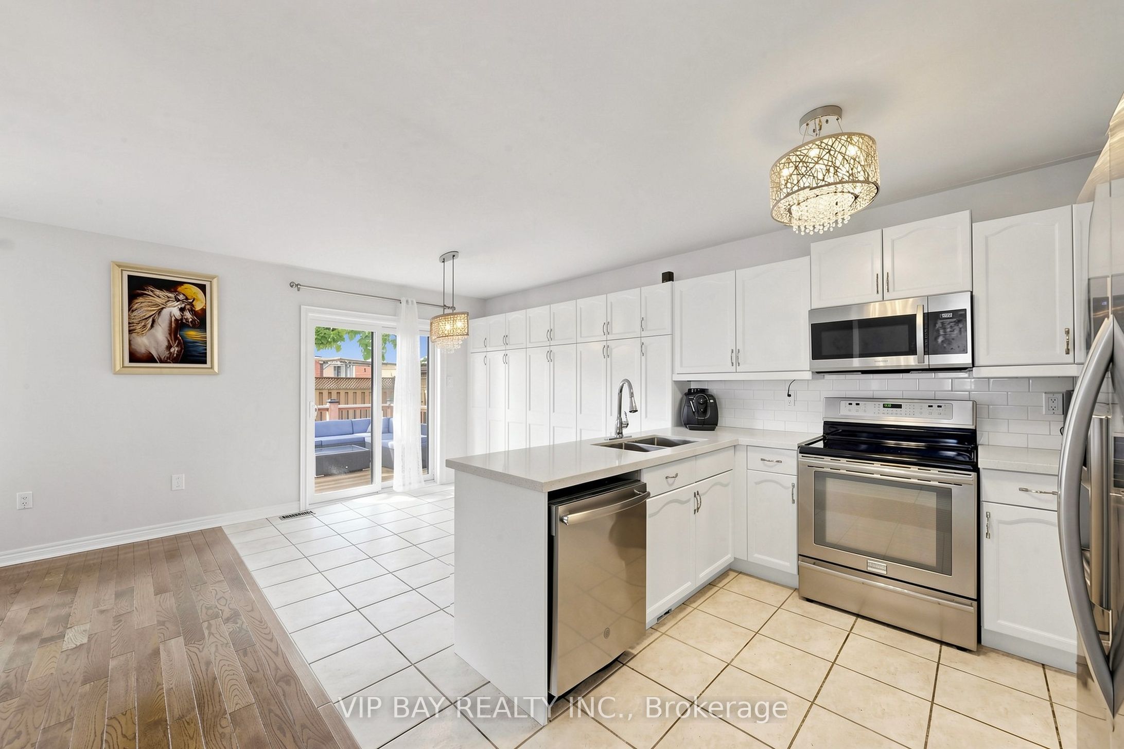77 Amberview Drive Property Photo 15
