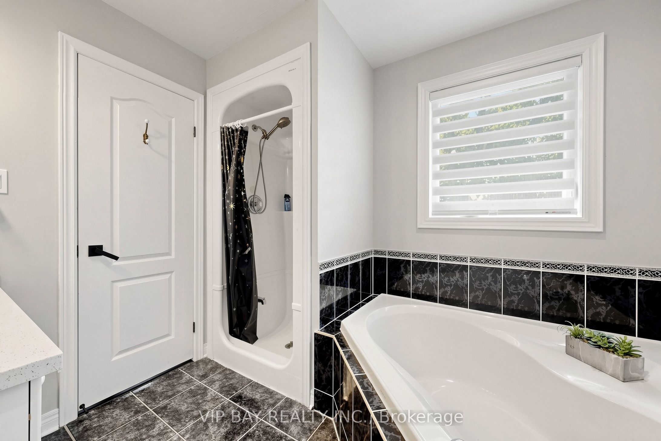 77 Amberview Drive Property Photo 25
