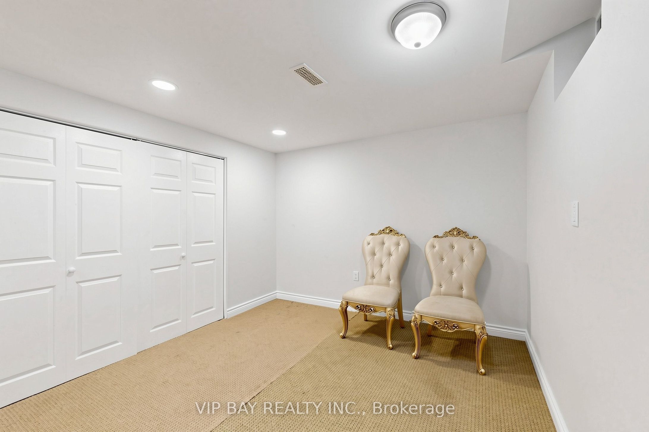 77 Amberview Drive Property Photo 38