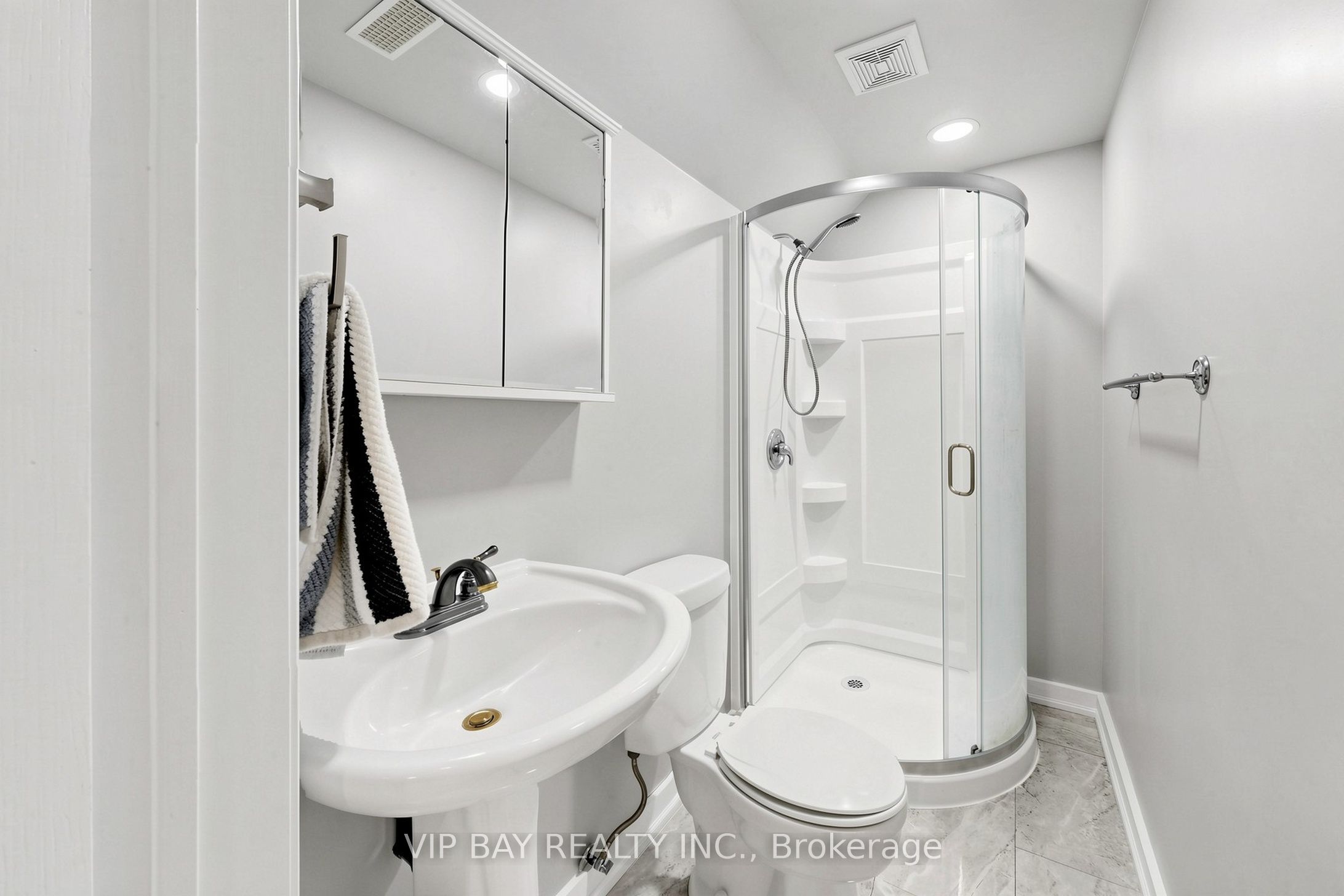 77 Amberview Drive Property Photo 39