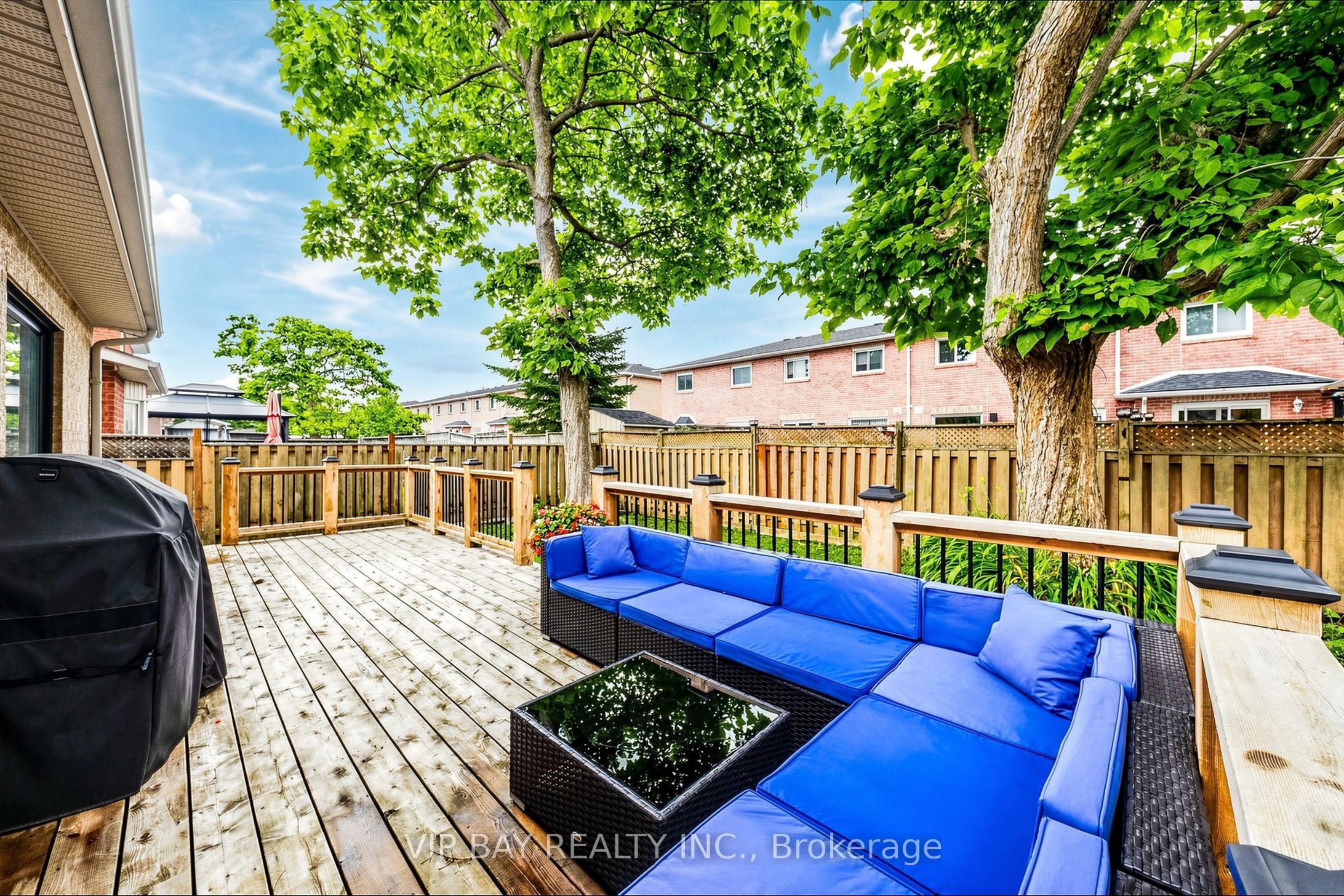 77 Amberview Drive Property Photo 42
