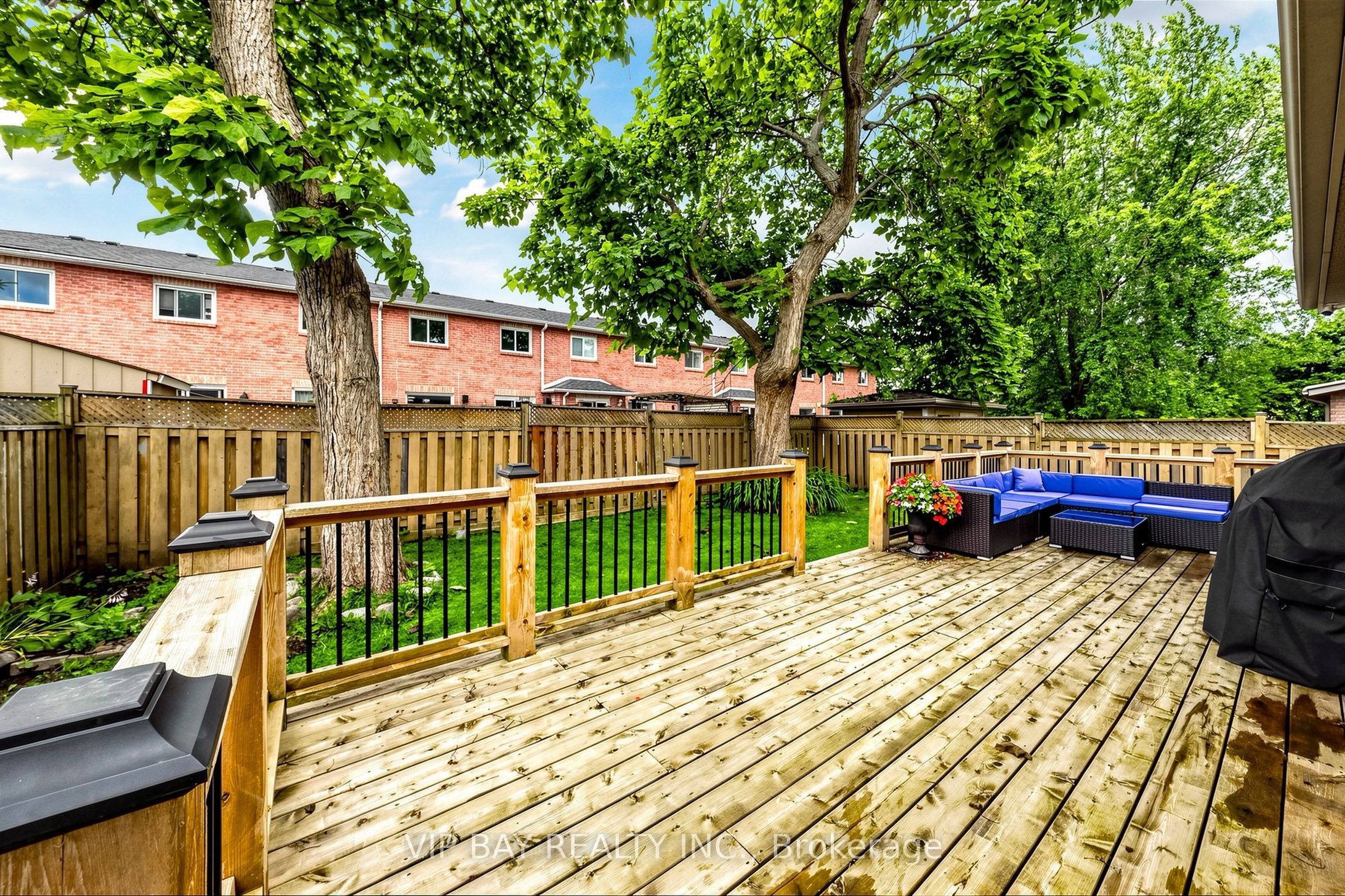 77 Amberview Drive Property Photo 43