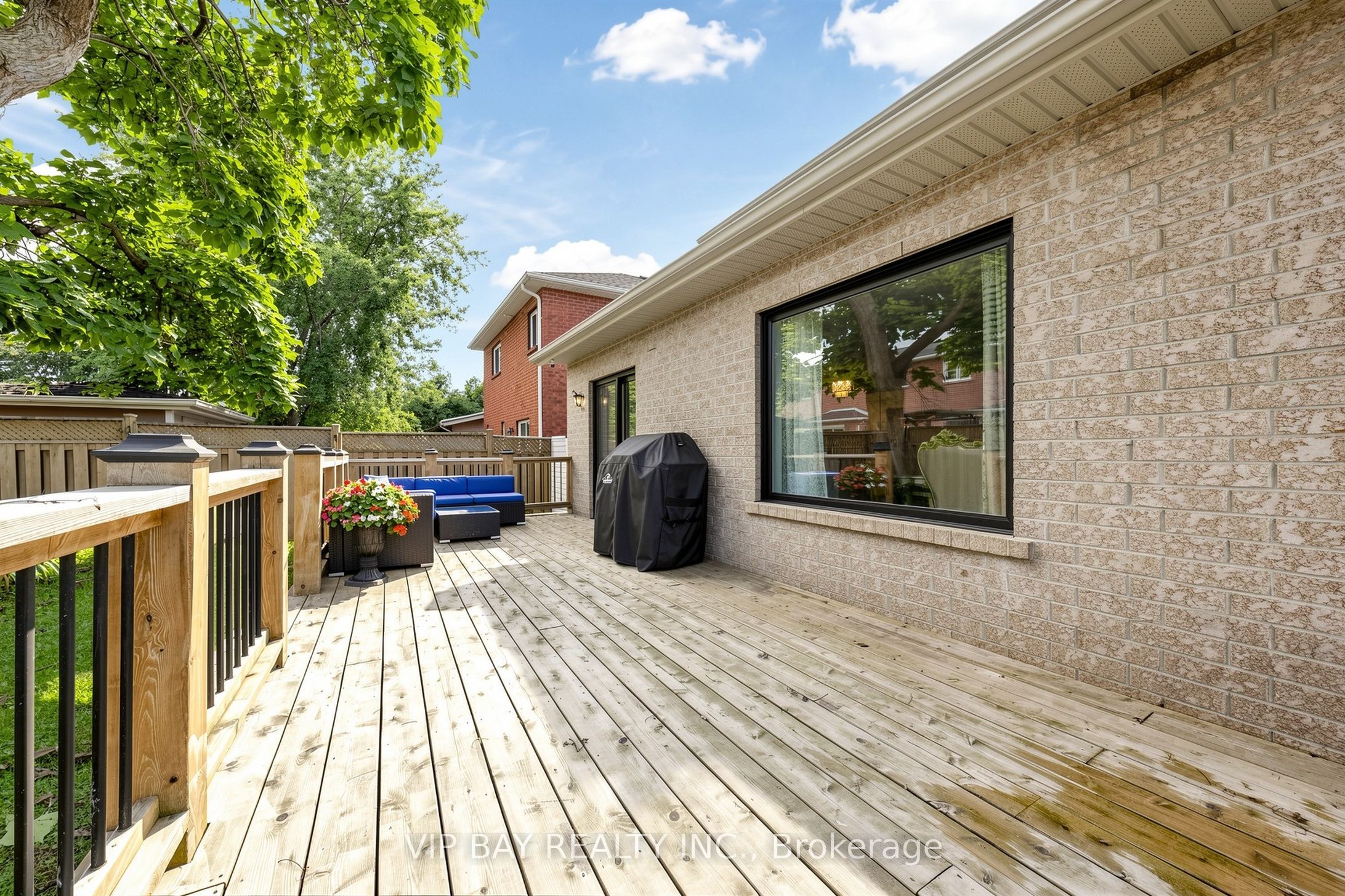 77 Amberview Drive Property Photo 44