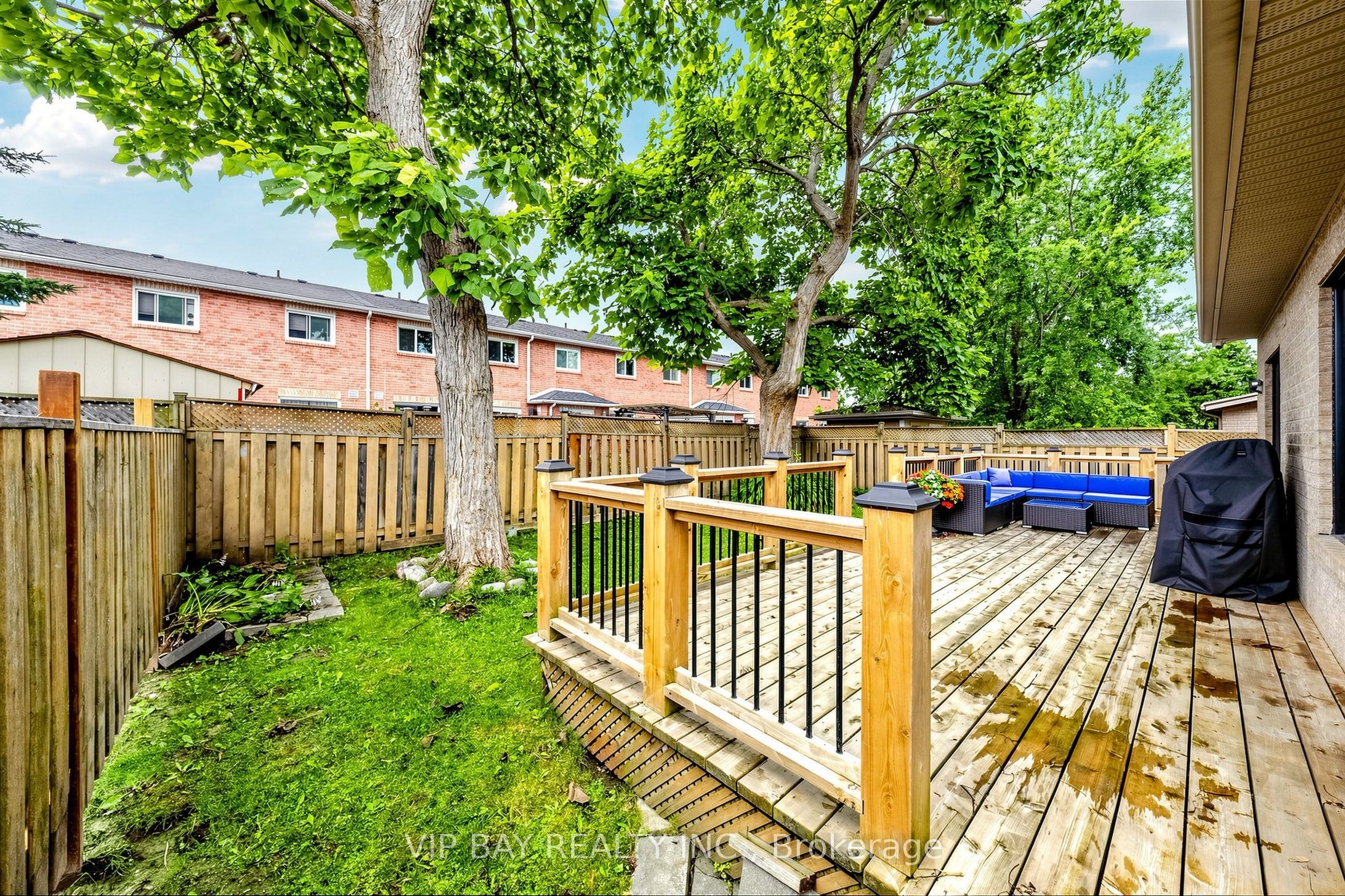 77 Amberview Drive Property Photo 45