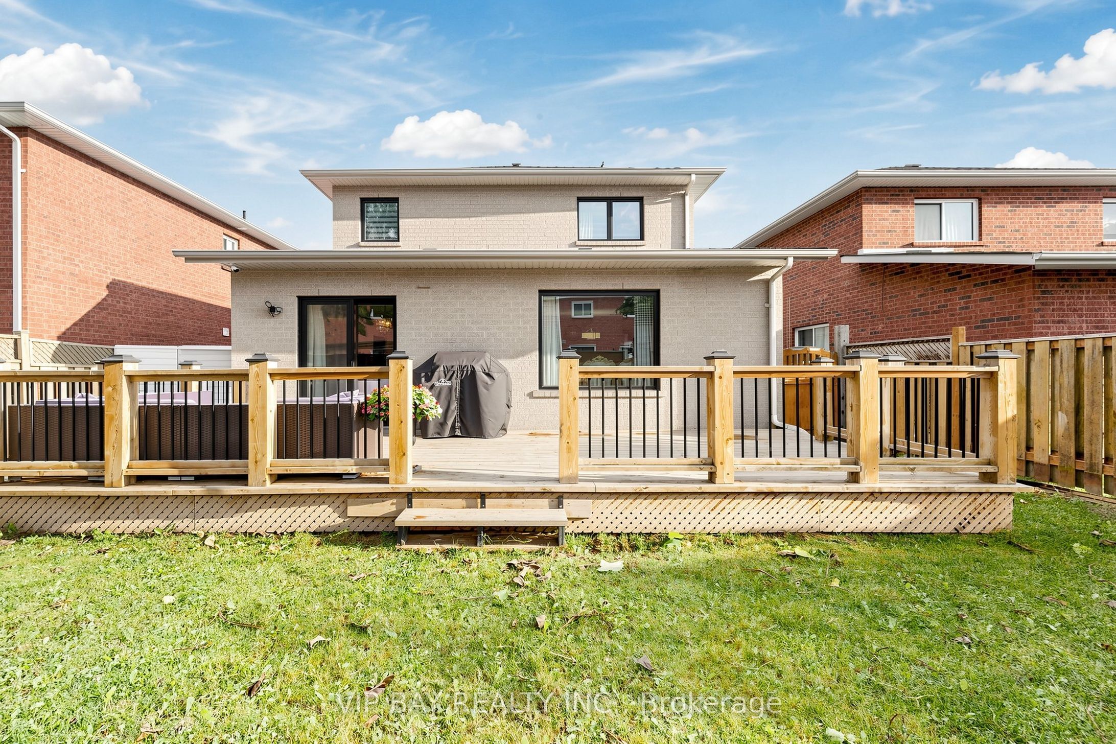 77 Amberview Drive Property Photo 47