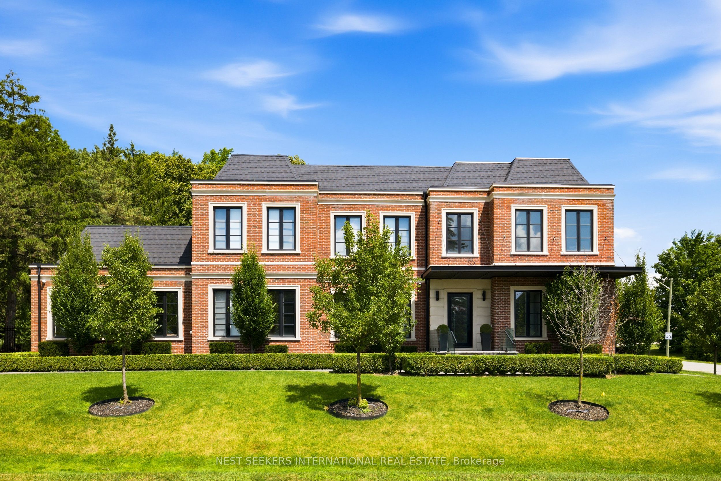 6 Forestave Crescent Property Photo 1