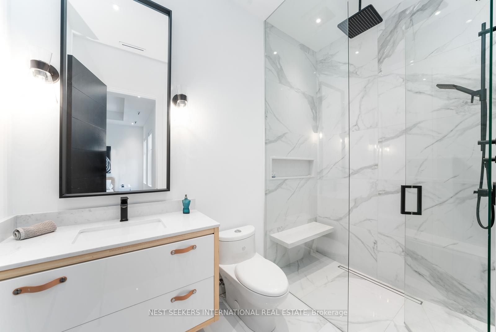 6 Forestave Crescent Property Photo 27