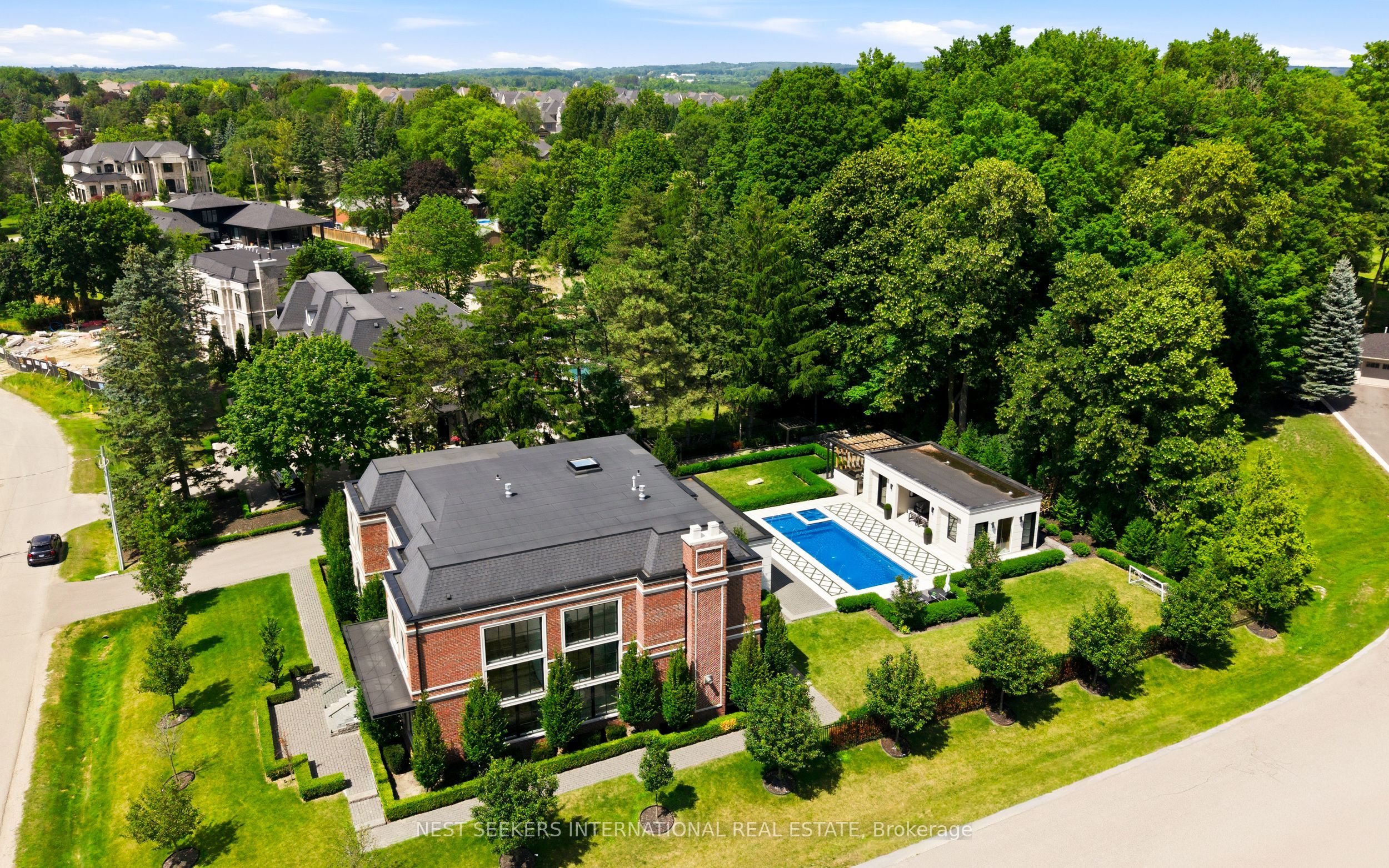 6 Forestave Crescent Property Photo 49