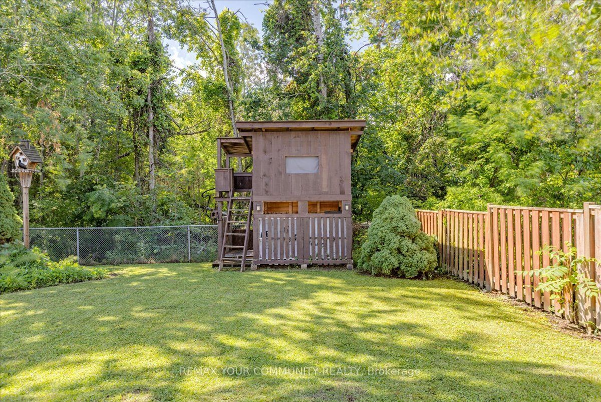 1005 Vance Crescent Property Photo 31