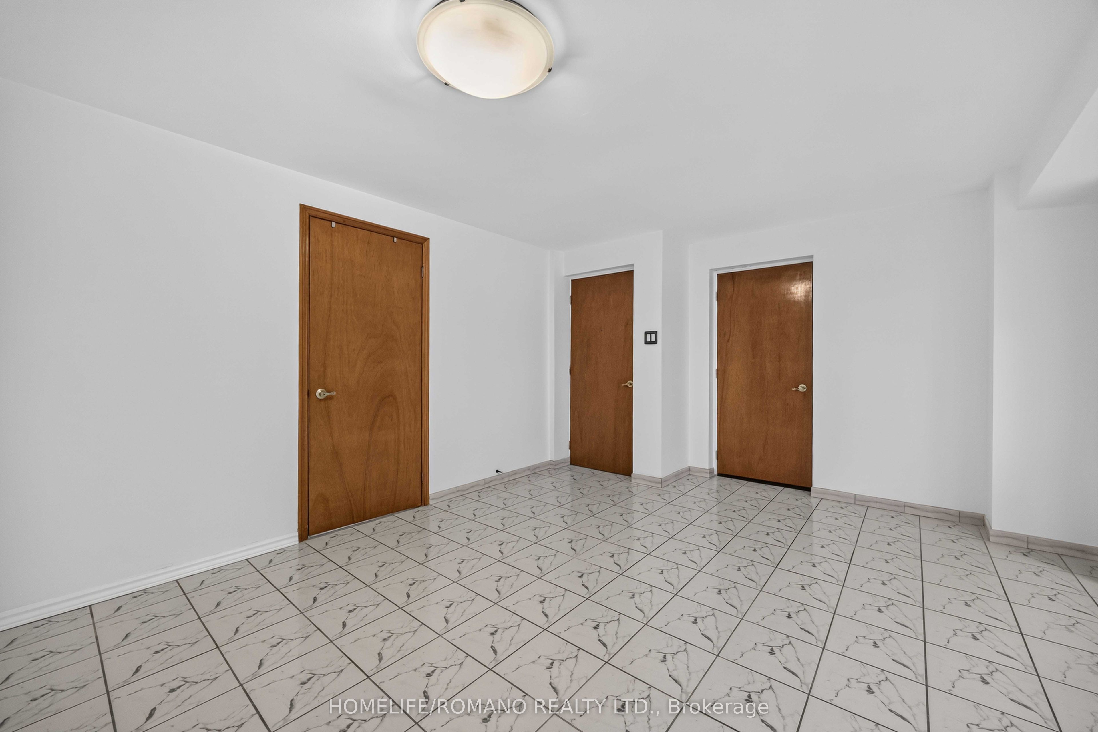 61 Gas Light Crescent Bsmt Property Photo 9