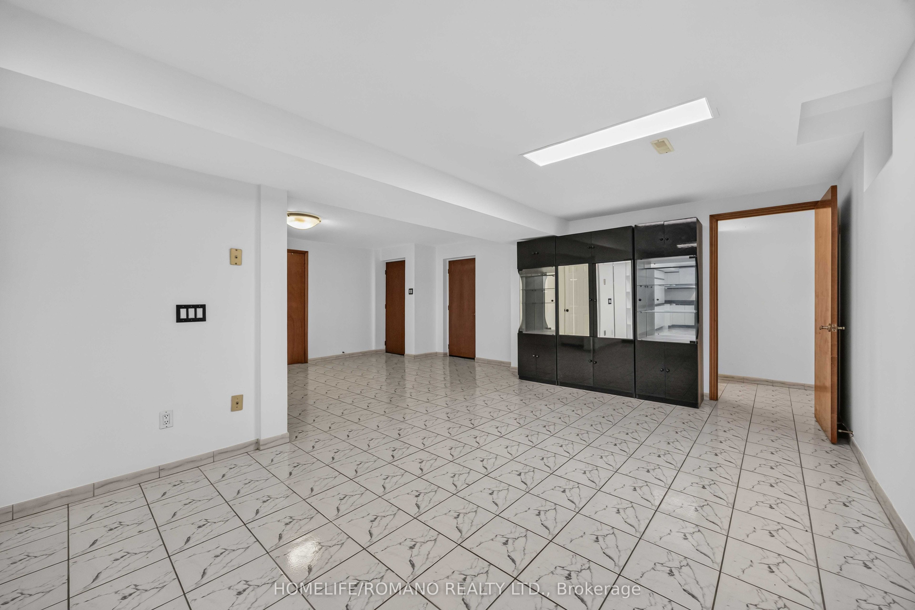 61 Gas Light Crescent Bsmt Property Photo 12