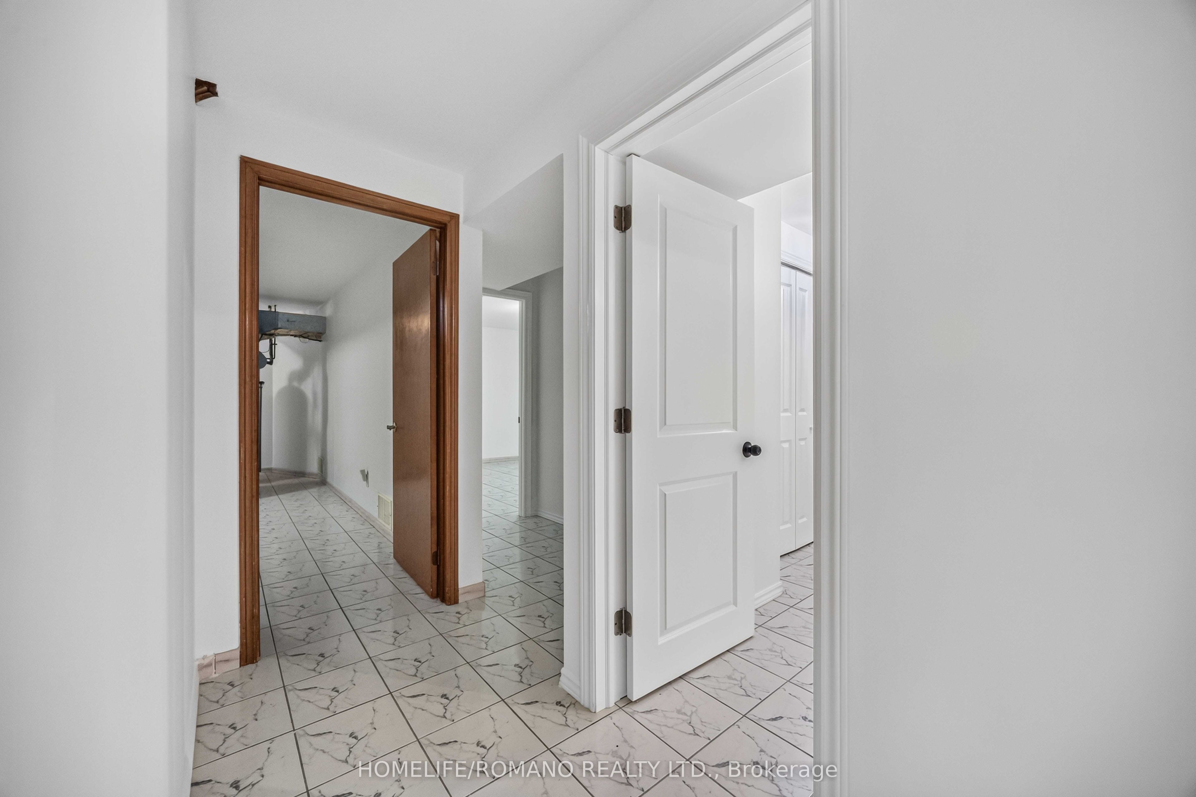 61 Gas Light Crescent Bsmt Property Photo 22