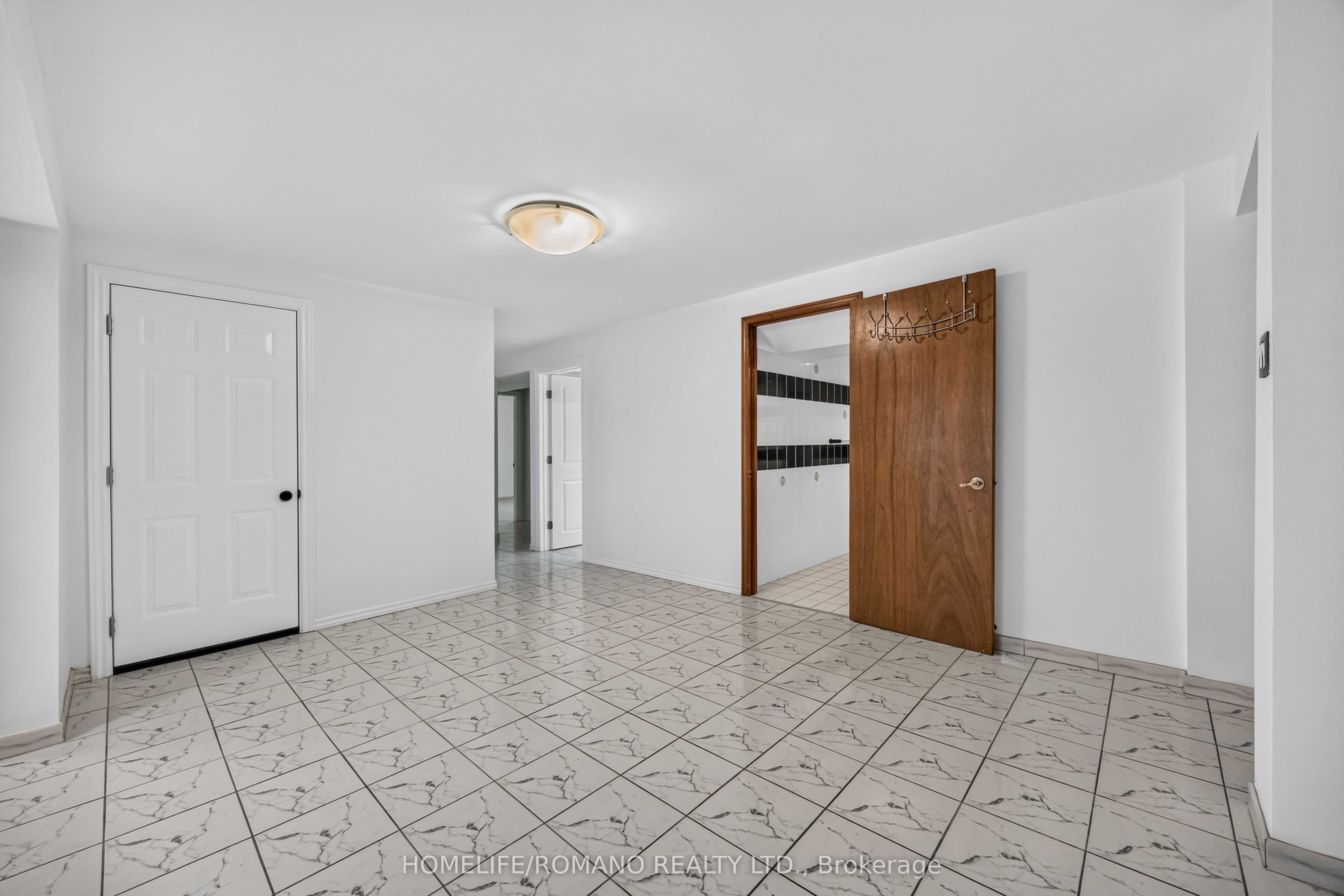 61 Gas Light Crescent Bsmt Property Photo 24