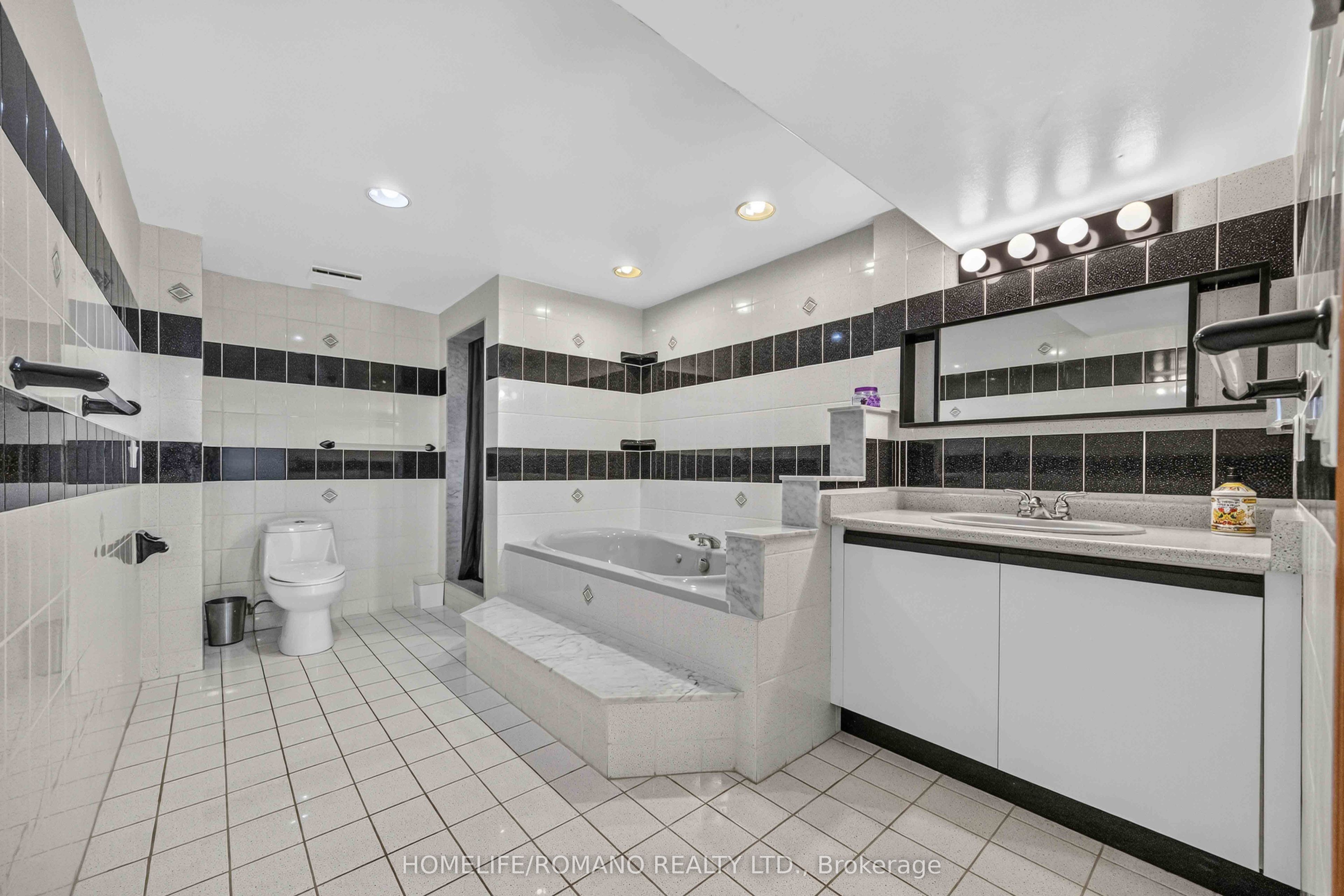 61 Gas Light Crescent Bsmt Property Photo 25