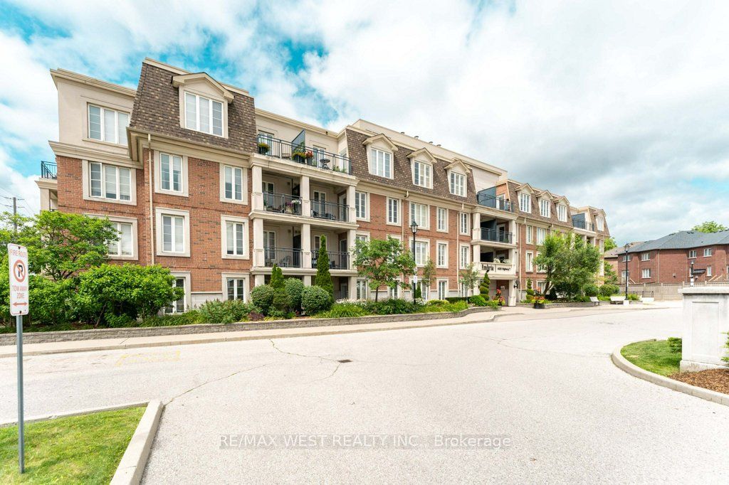 4620 Highway 7 Avenue PH 413