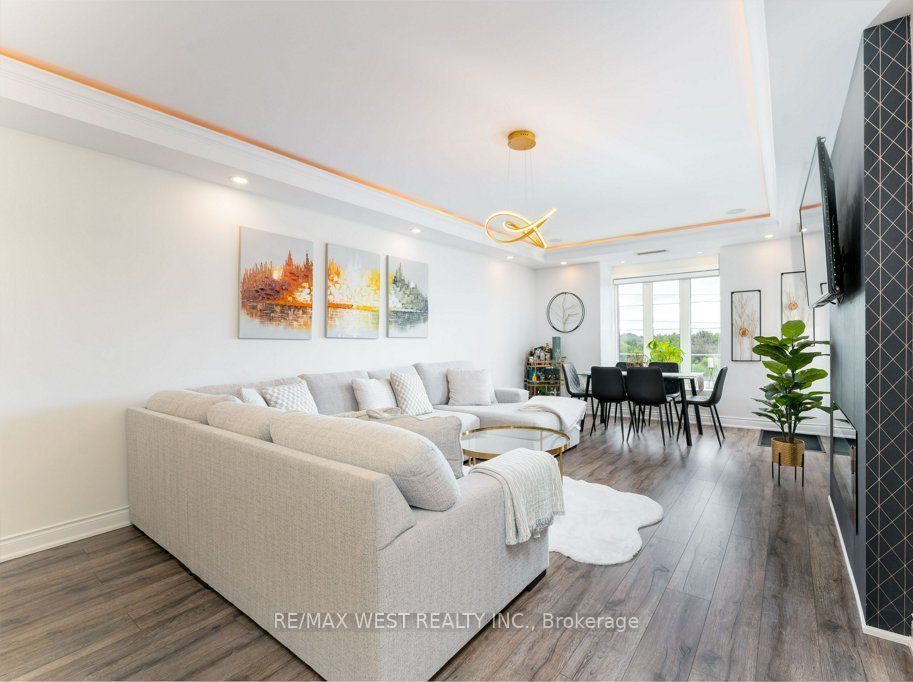 4620 Highway 7 Avenue Ph 413 Property Photo 8