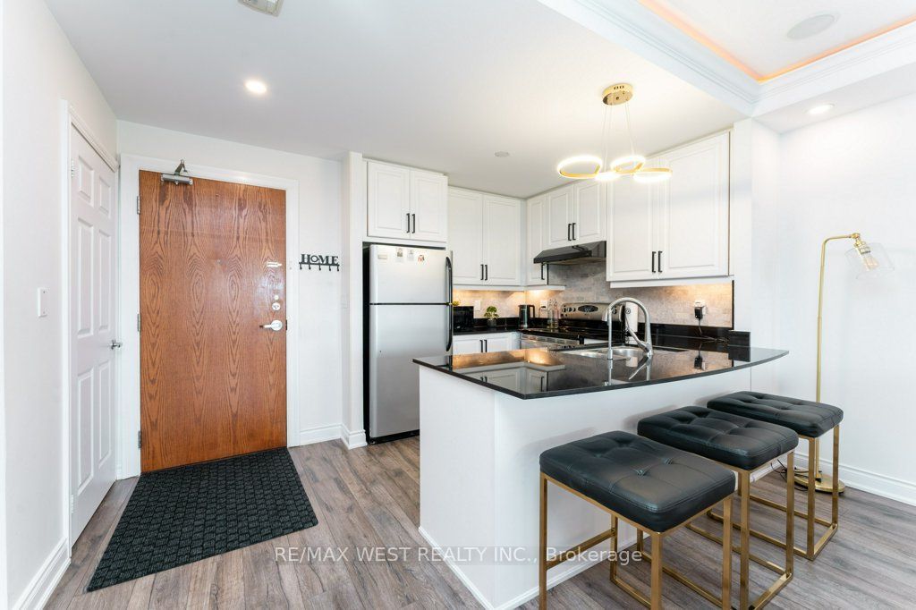 4620 Highway 7 Avenue Ph 413 Property Photo 11