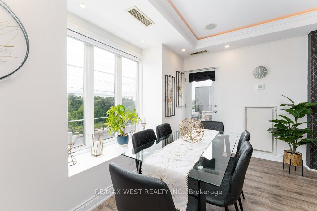 4620 Highway 7 Avenue Ph 413 Property Photo 15