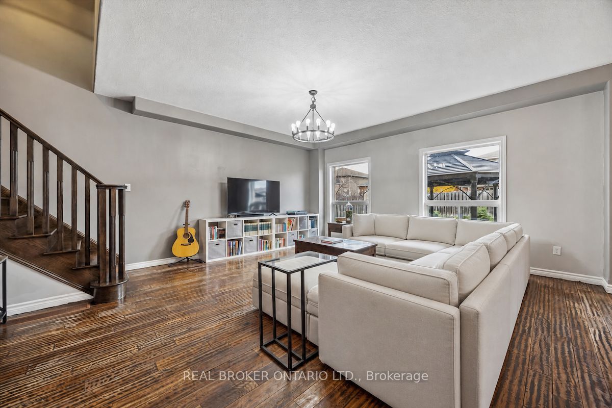 58 Stevenson Street Property Photo 6