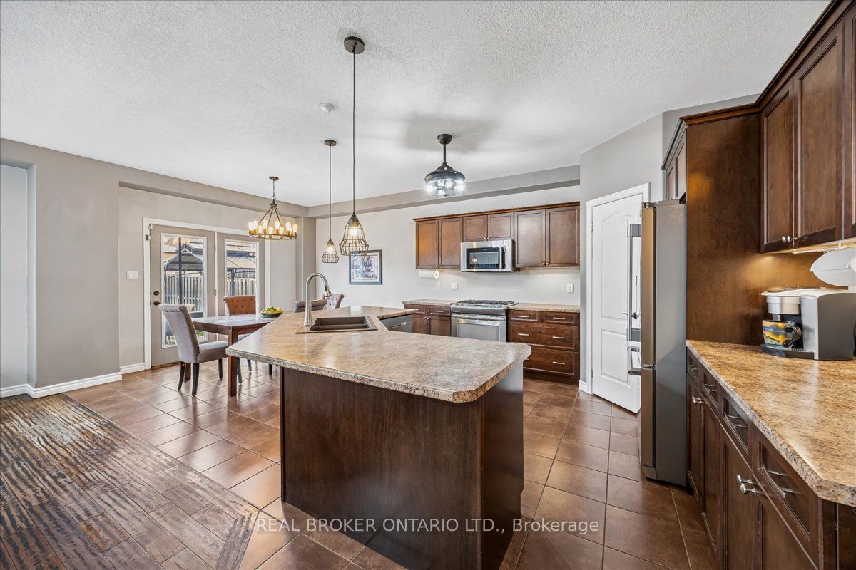 58 Stevenson Street Property Photo 8