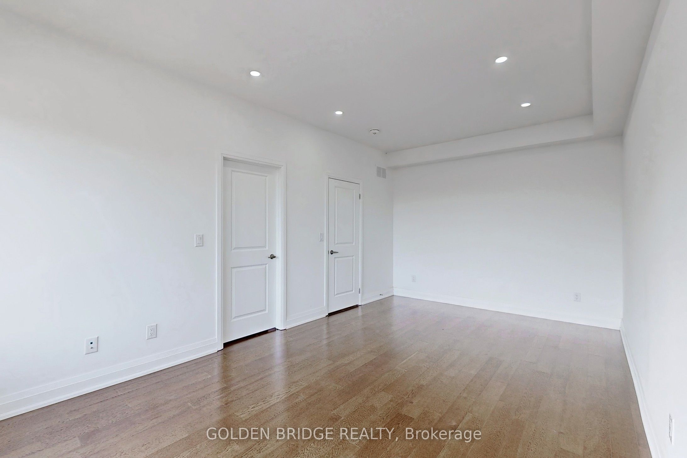 21 Persica Street Property Photo 13
