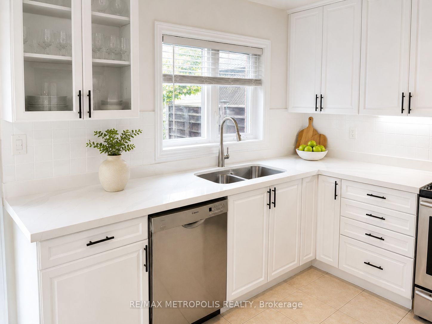 58 Lady Loretta Lane Property Photo 11