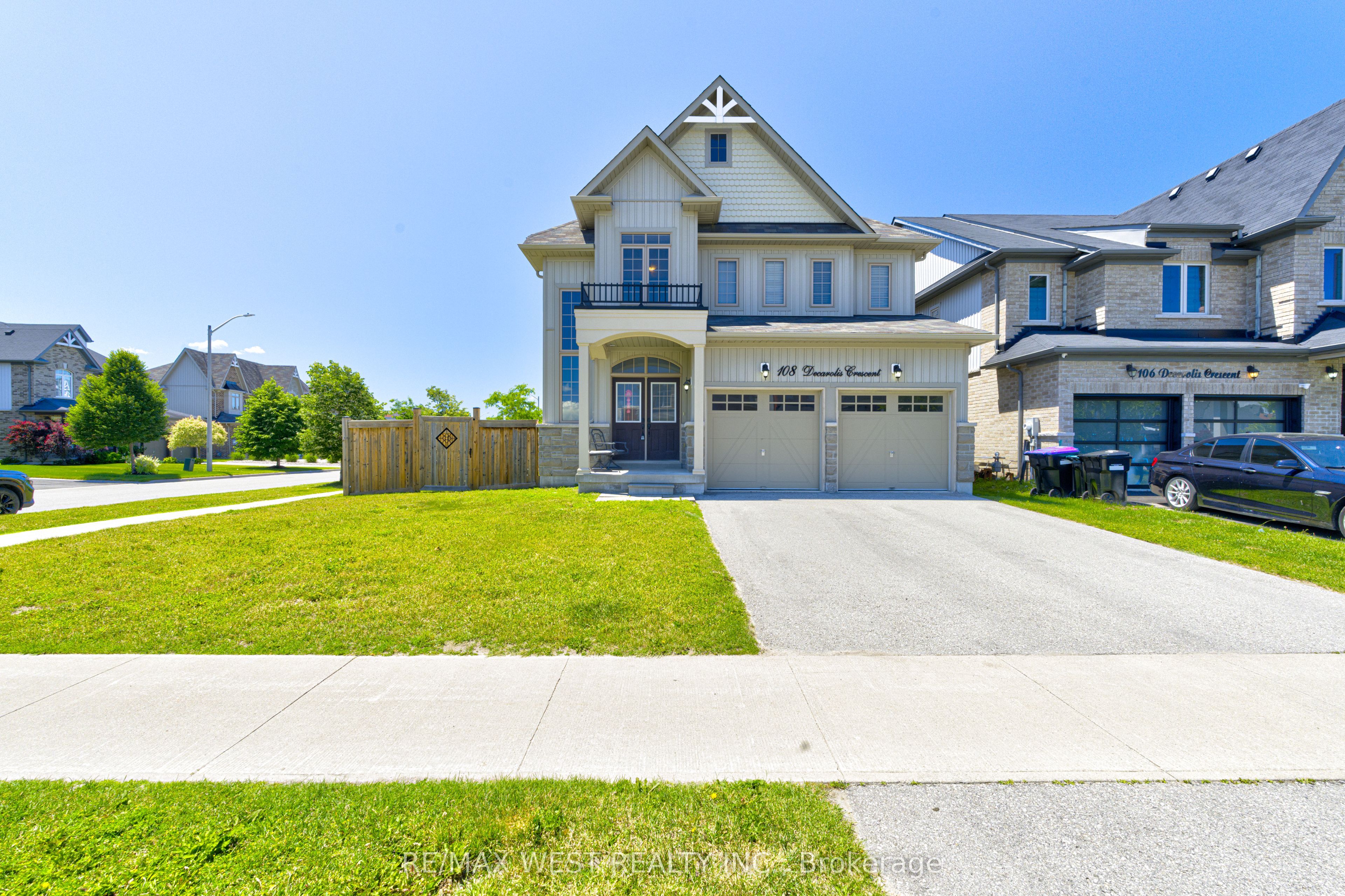 108 Decarolis Crescent Property Photo 1