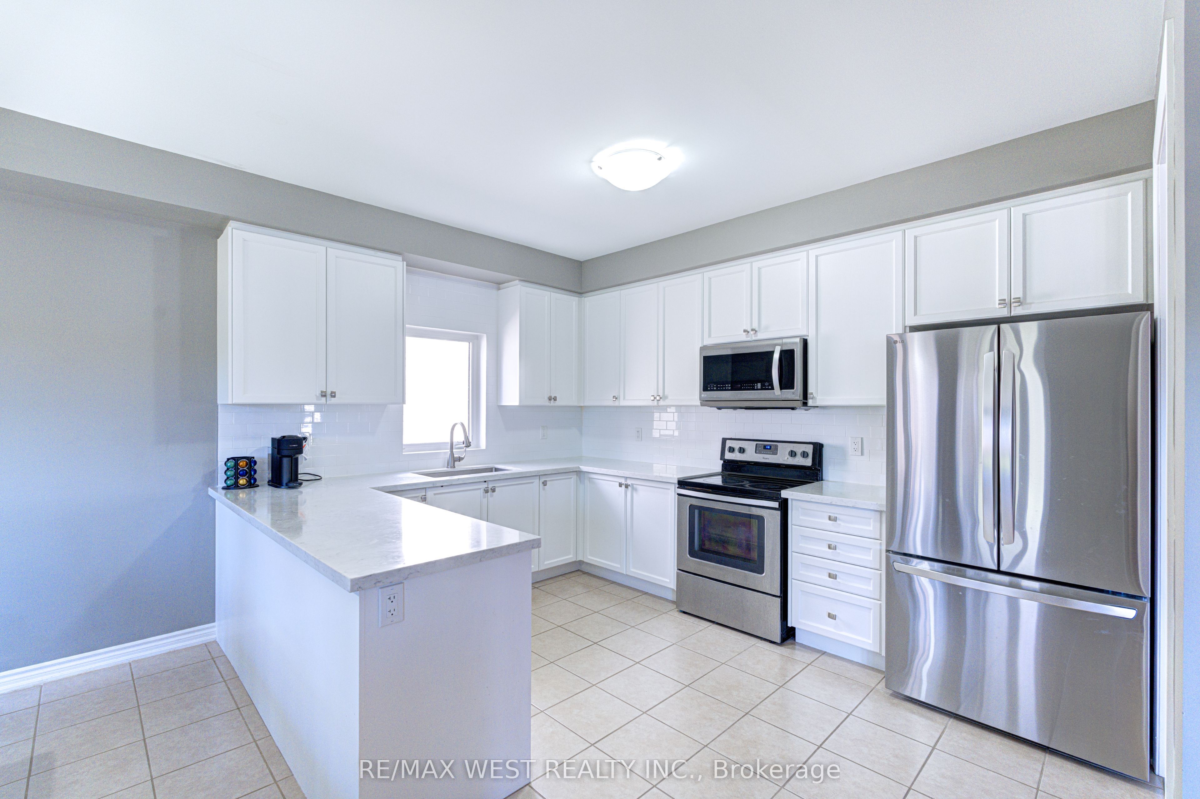 108 Decarolis Crescent Property Photo 24