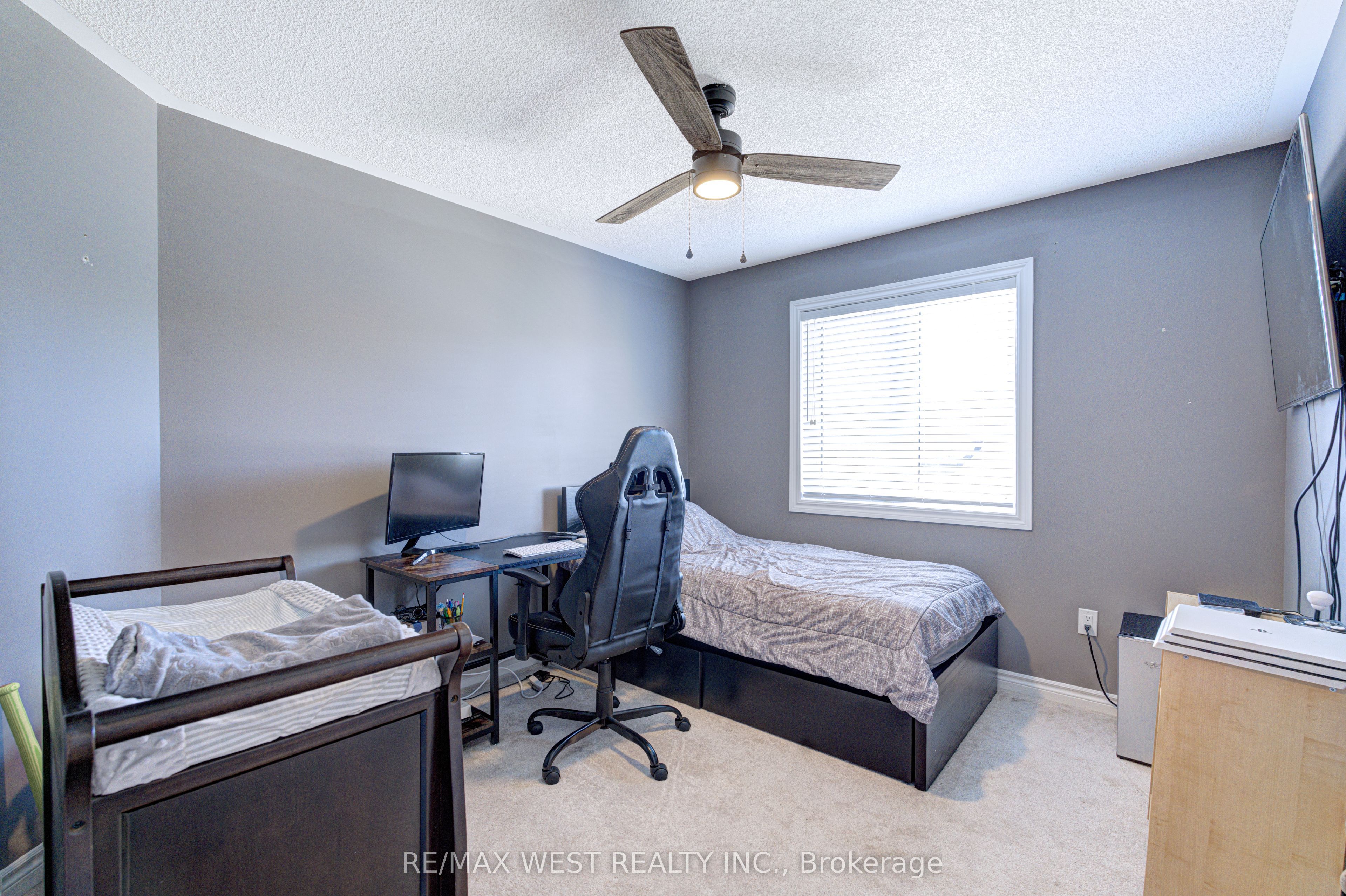 108 Decarolis Crescent Property Photo 34