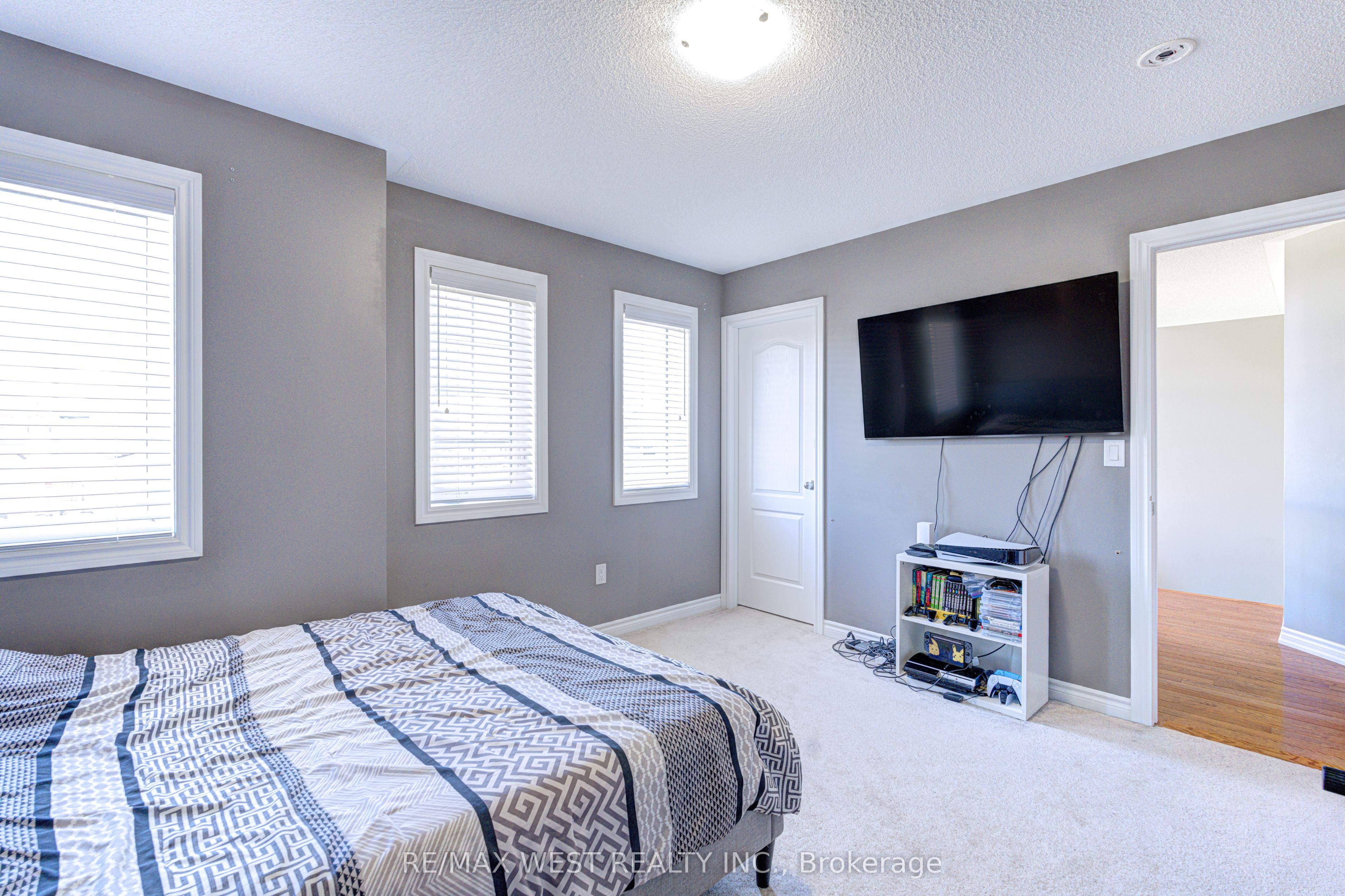 108 Decarolis Crescent Property Photo 39