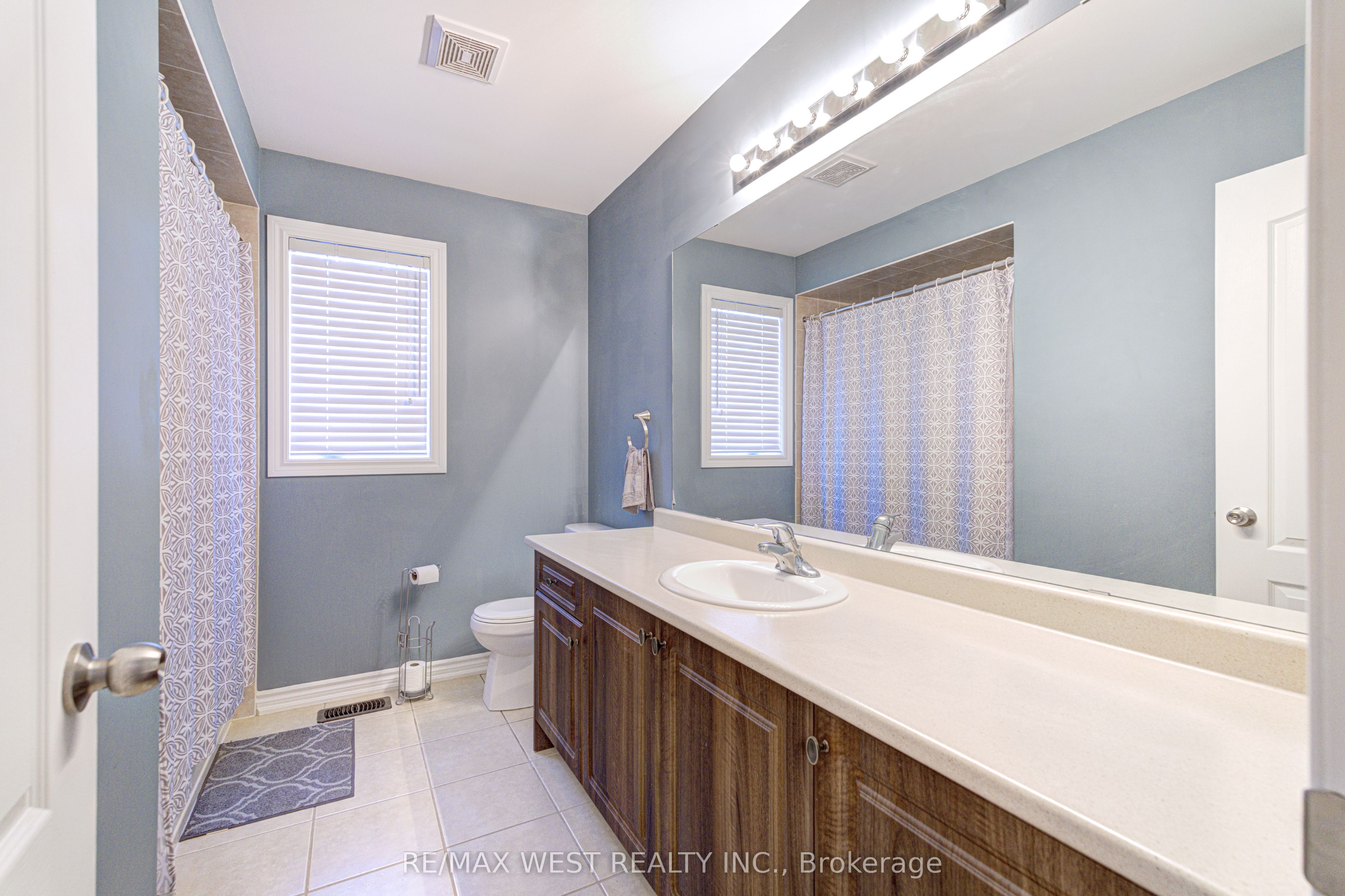 108 Decarolis Crescent Property Photo 40