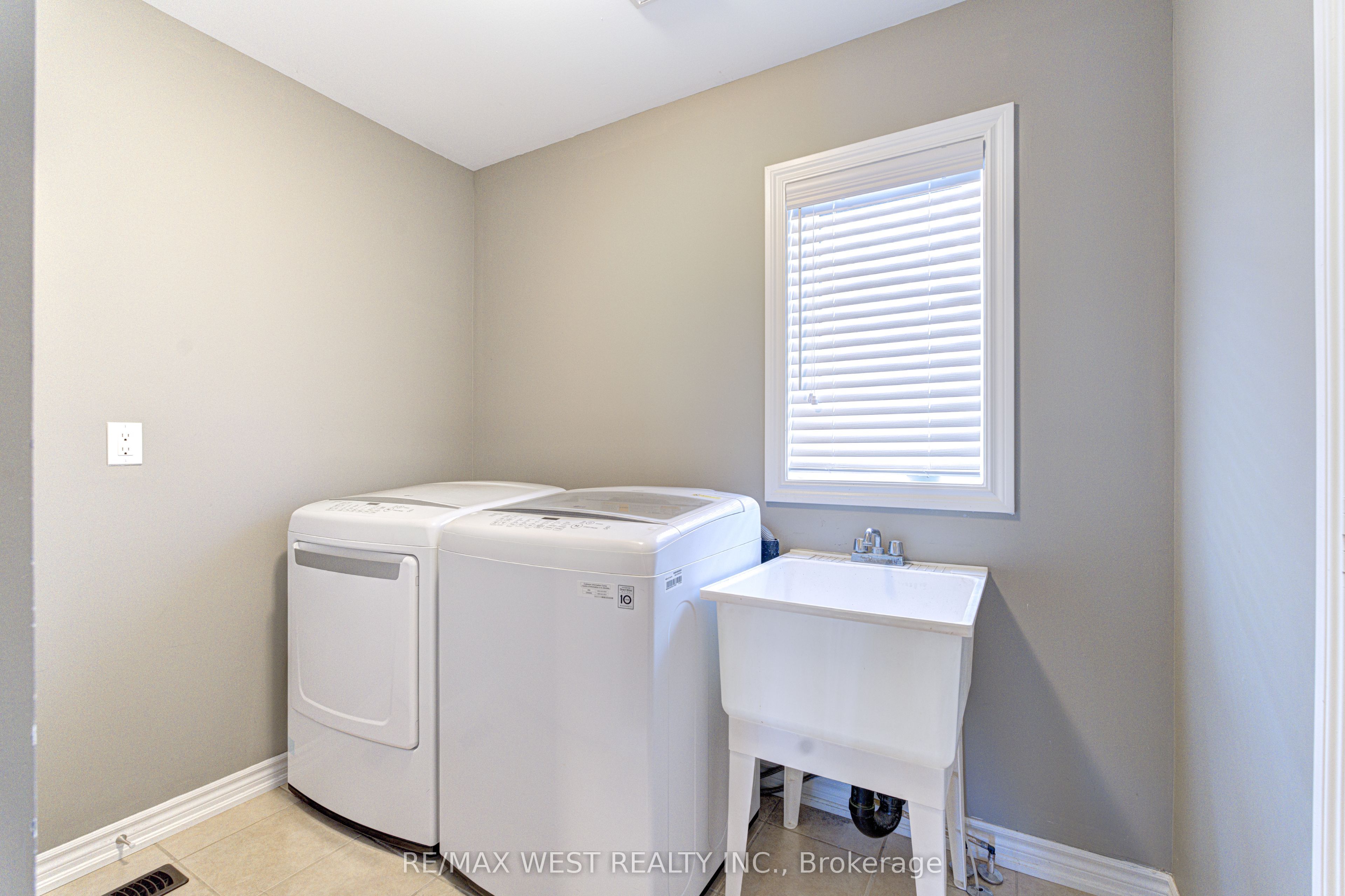 108 Decarolis Crescent Property Photo 46