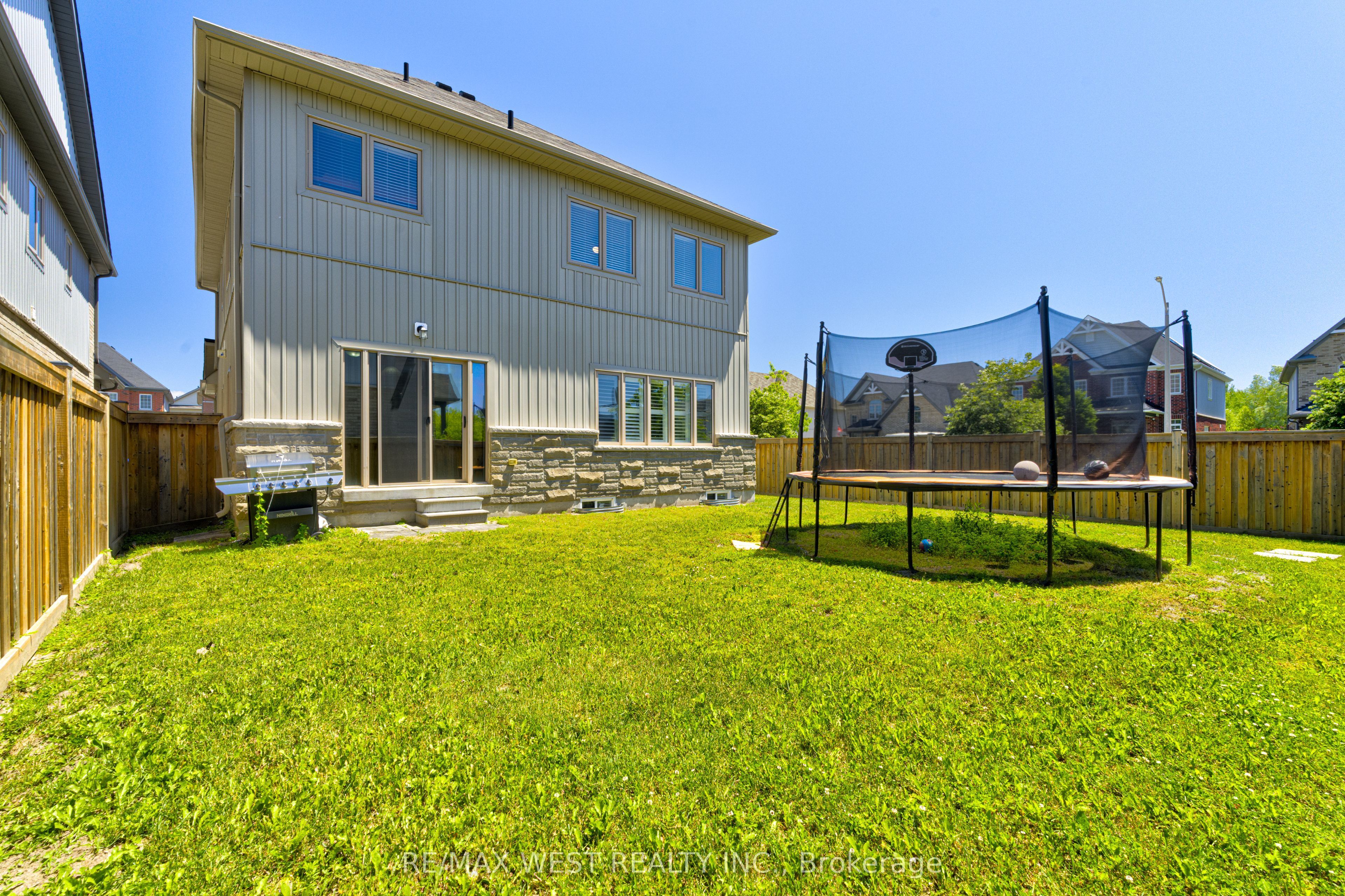 108 Decarolis Crescent Property Photo 47