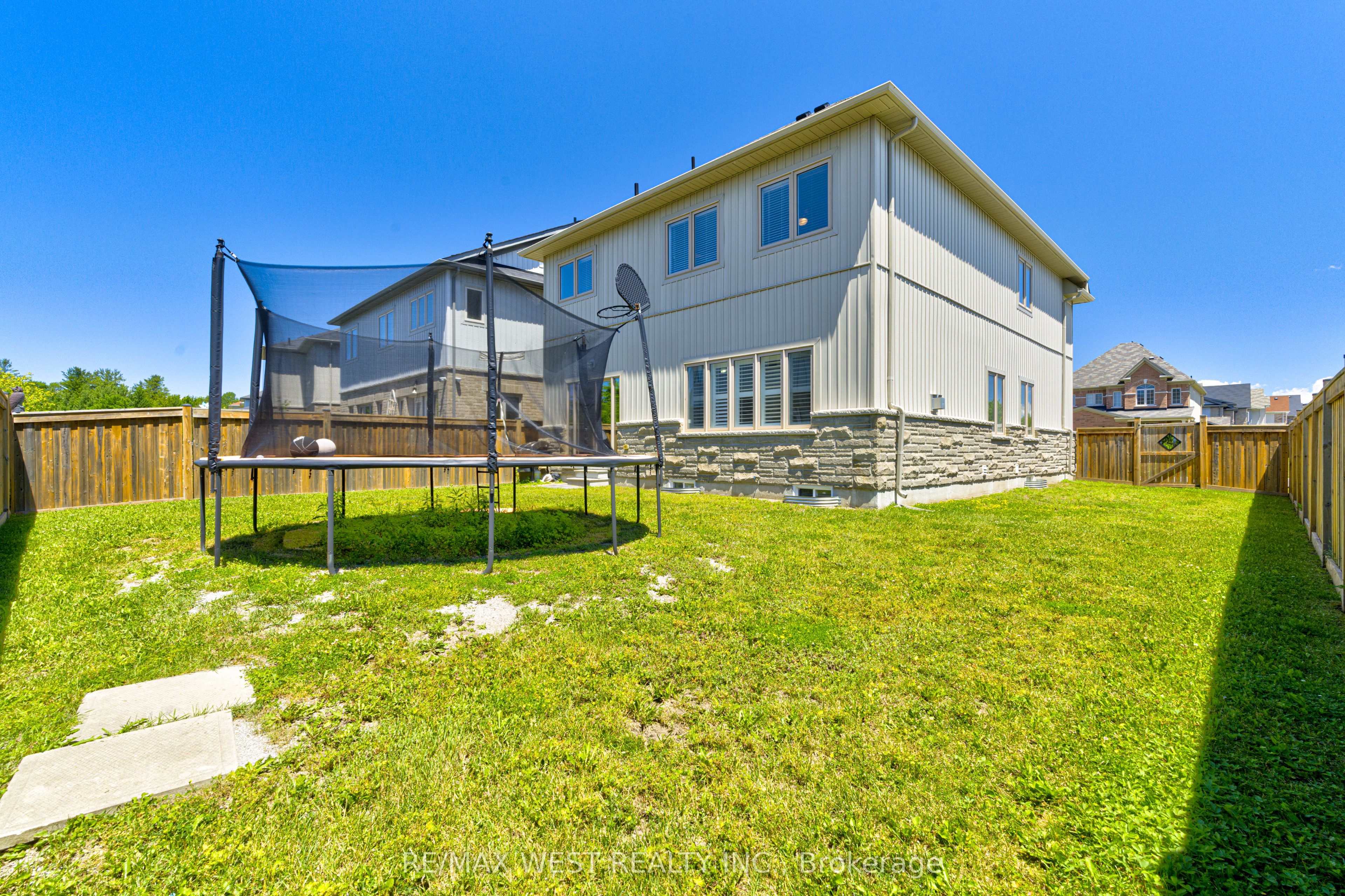 108 Decarolis Crescent Property Photo 49