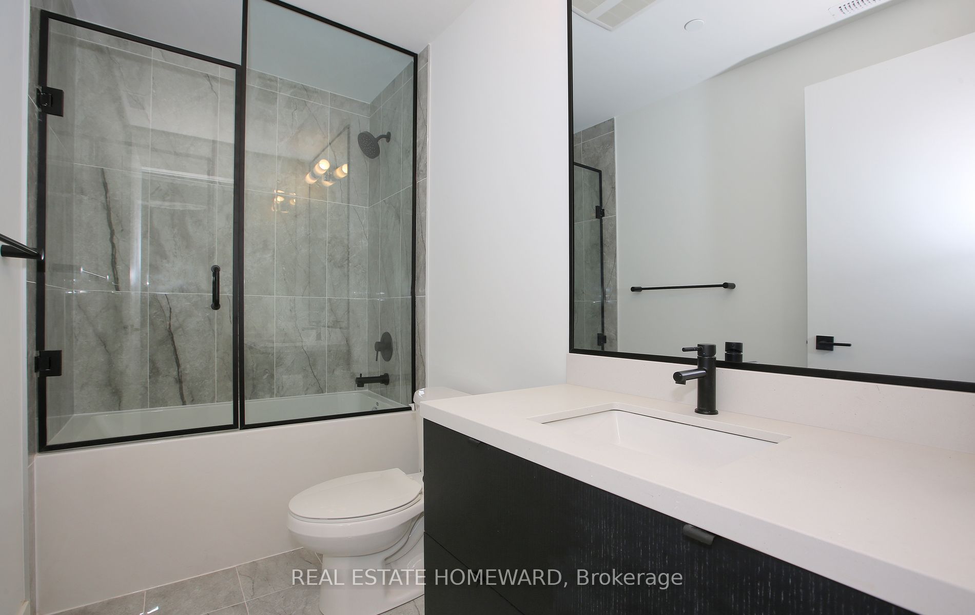 11 Walder Lane J301 Property Photo 8