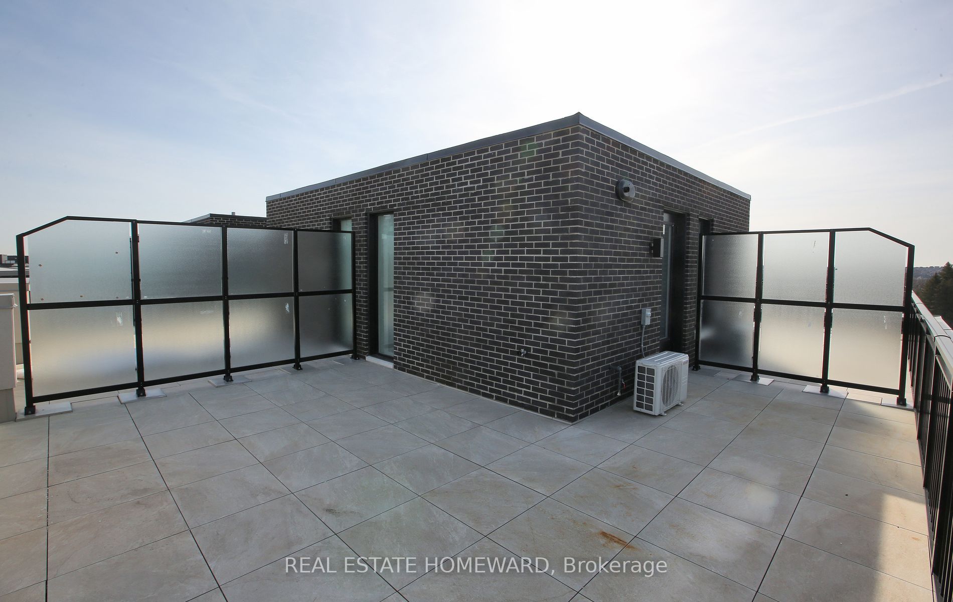 11 Walder Lane J301 Property Photo 14