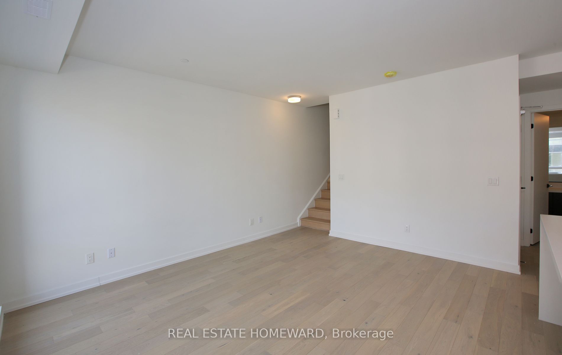 11 Walder Lane J301 Property Photo 17