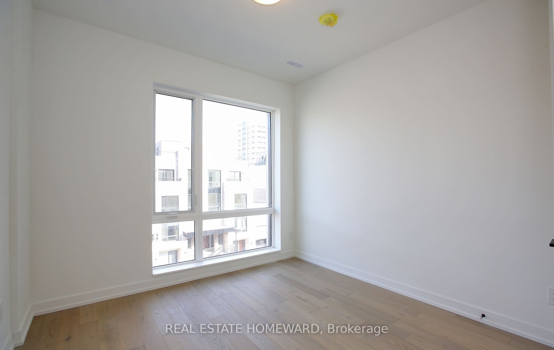 11 Walder Lane J301 Property Photo 19
