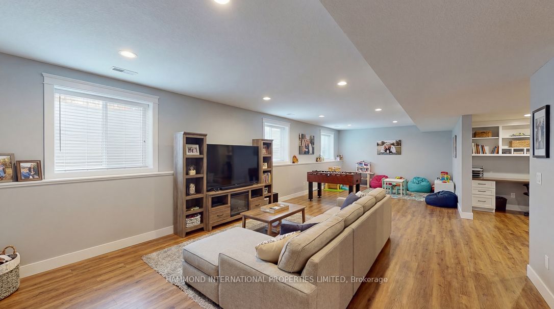 31 Vesta Drive Property Photo 18