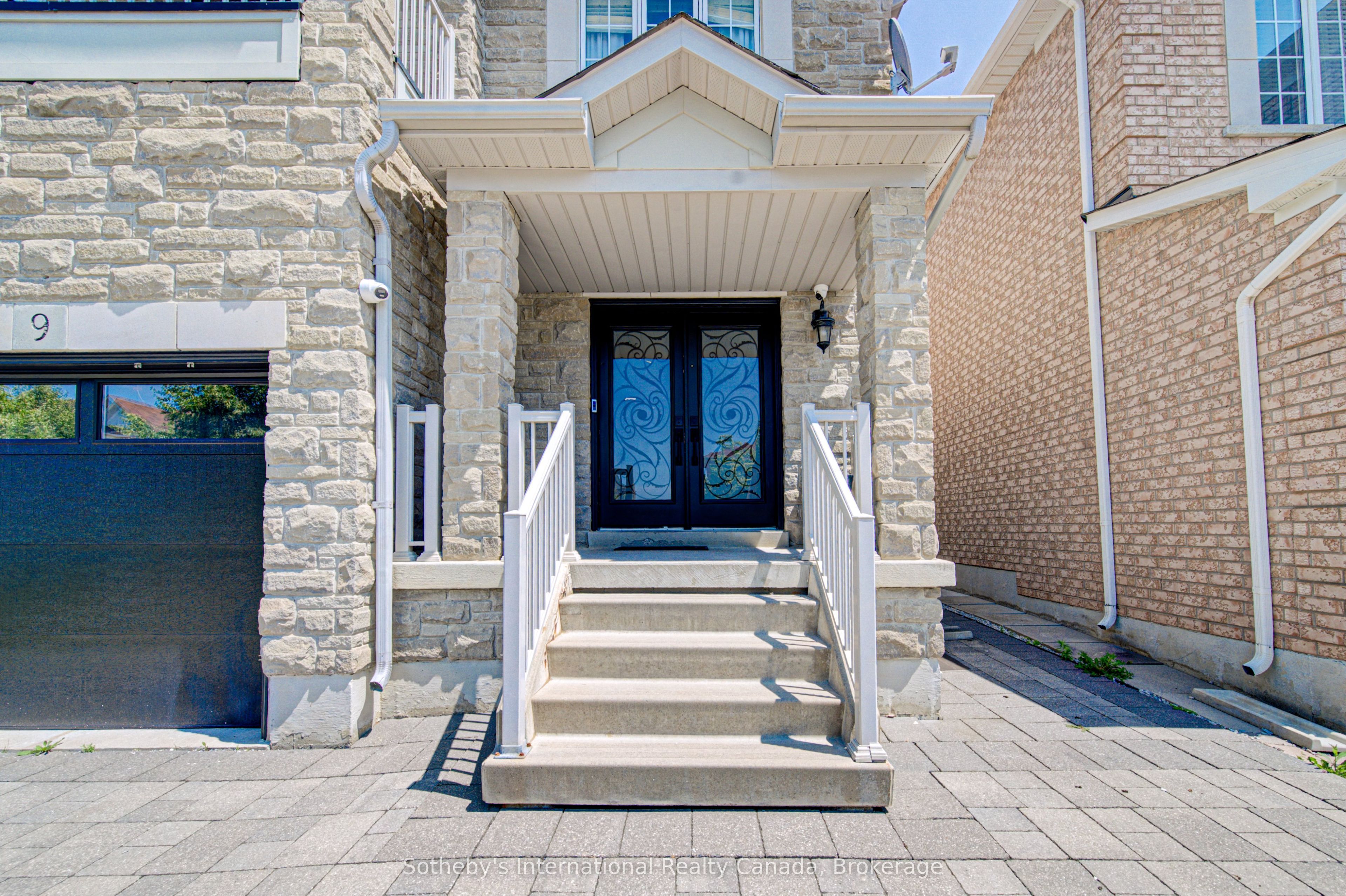 9 Aidan Drive Property Photo 4