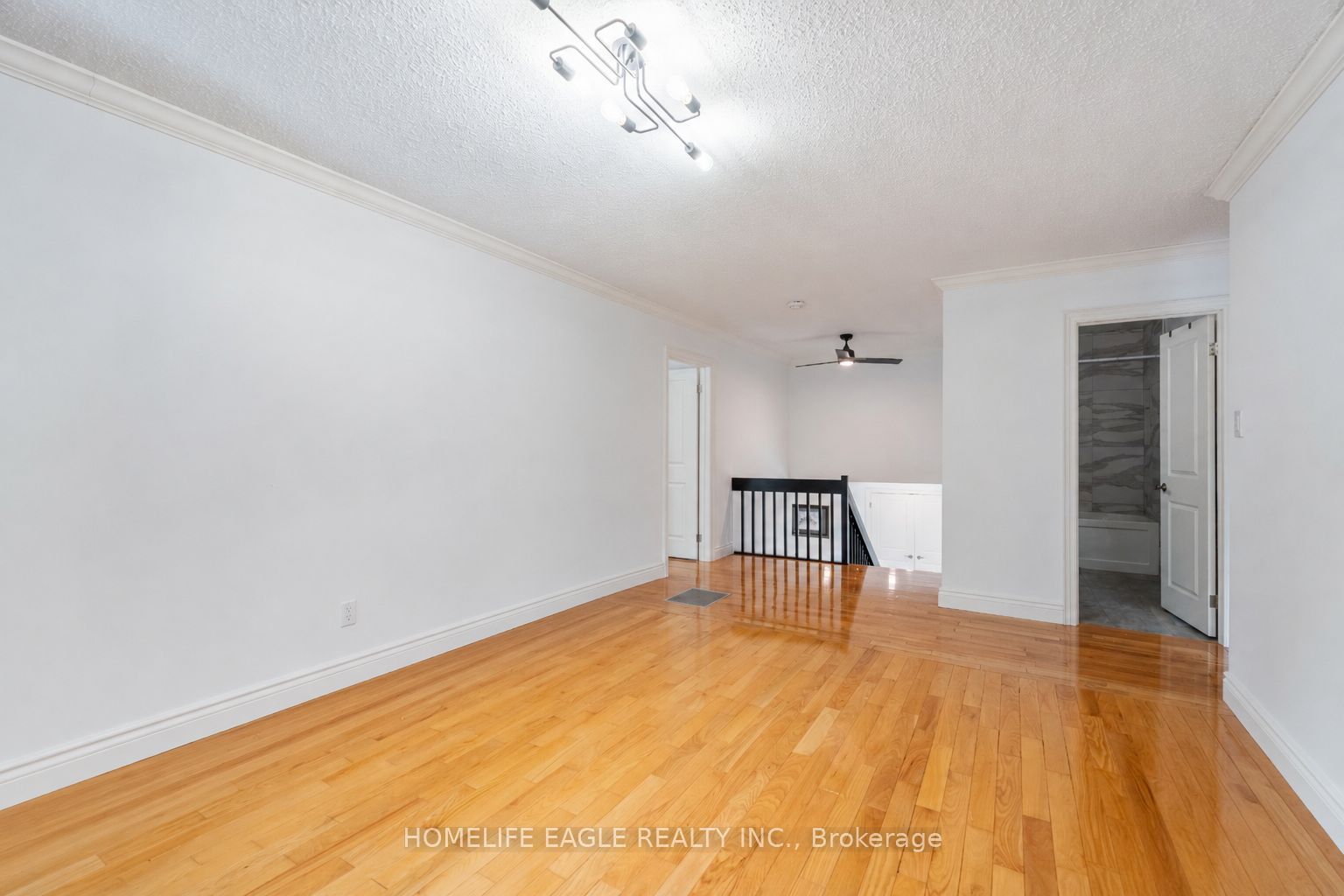 5803 3rd Line Property Photo 10