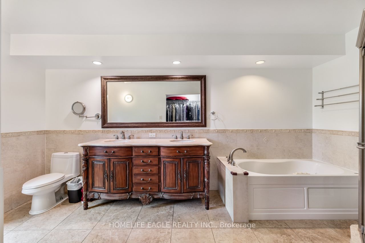 5803 3rd Line Property Photo 15