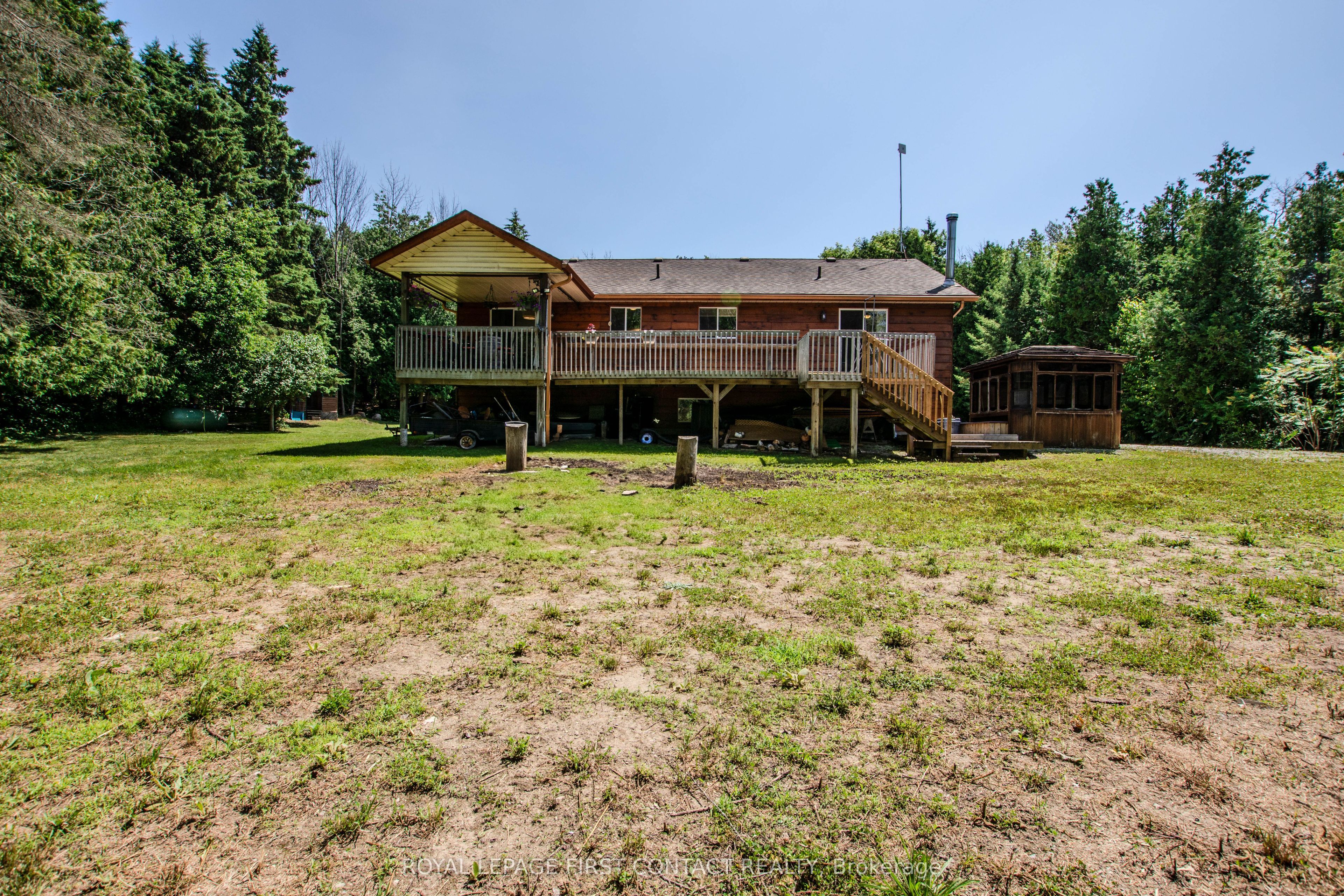 5144 25th Side Road Property Photo 5