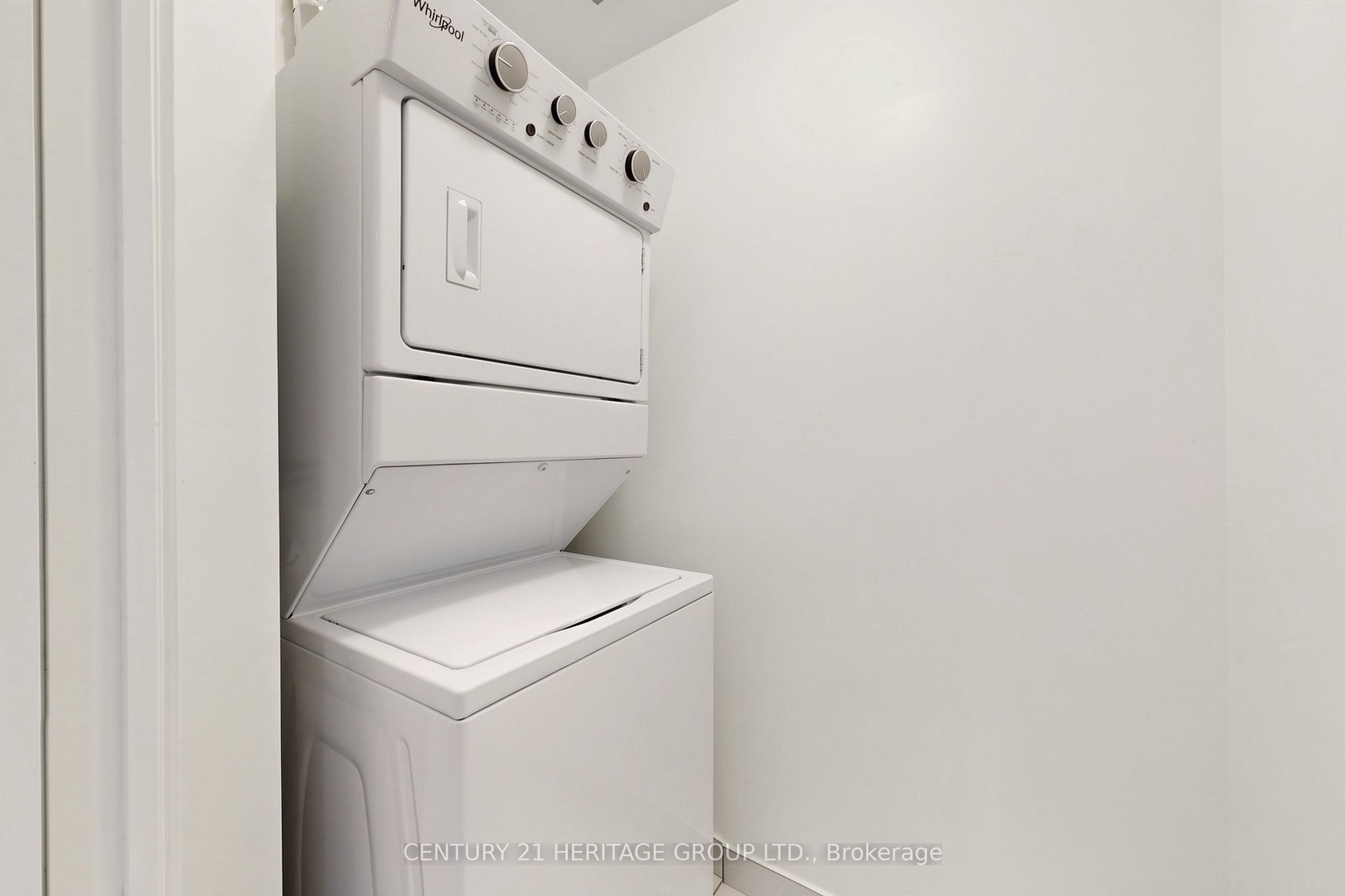 105 Oneida Crescent 2308 Property Photo 28