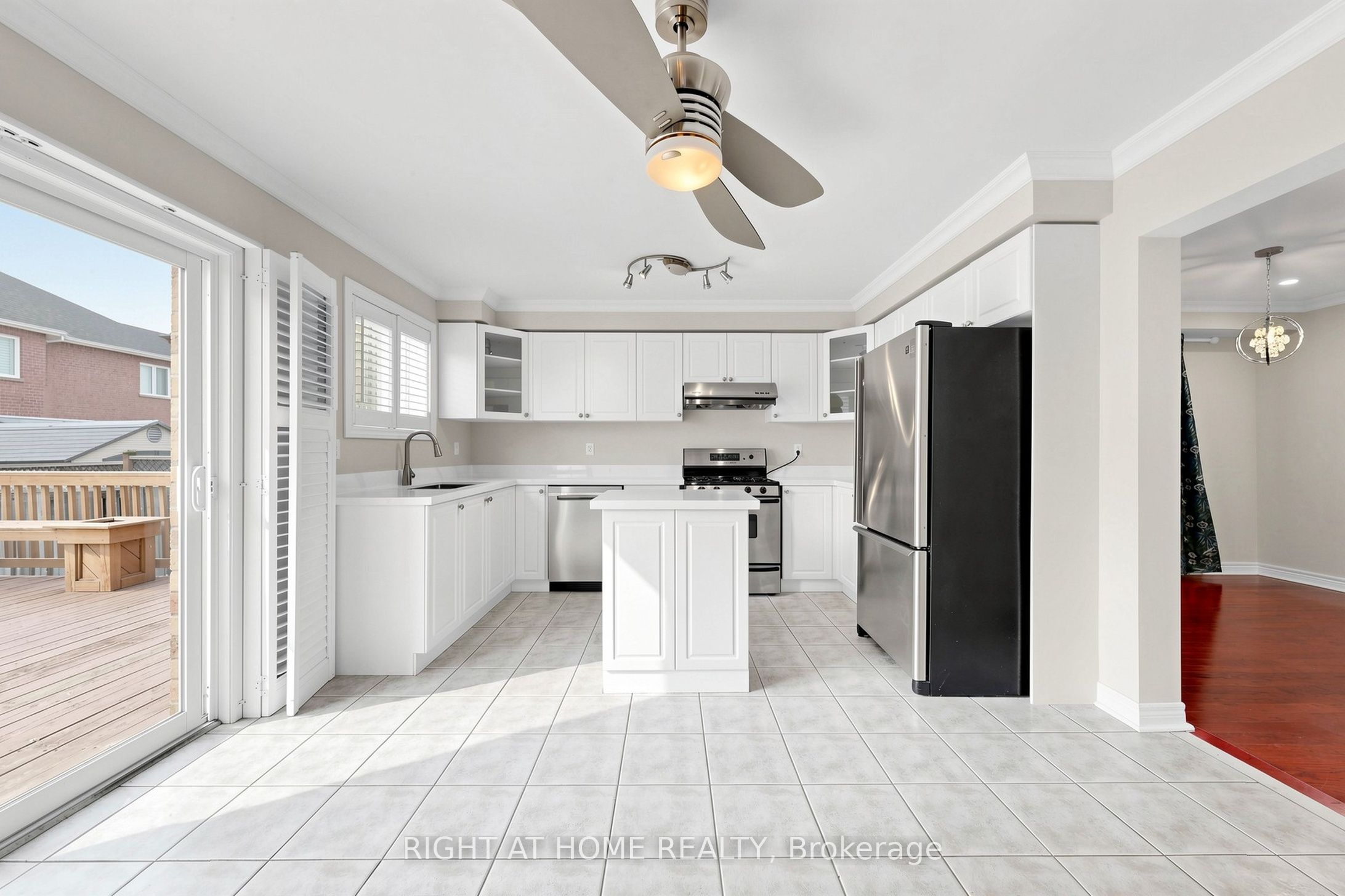 204 Everett Street Property Photo 16