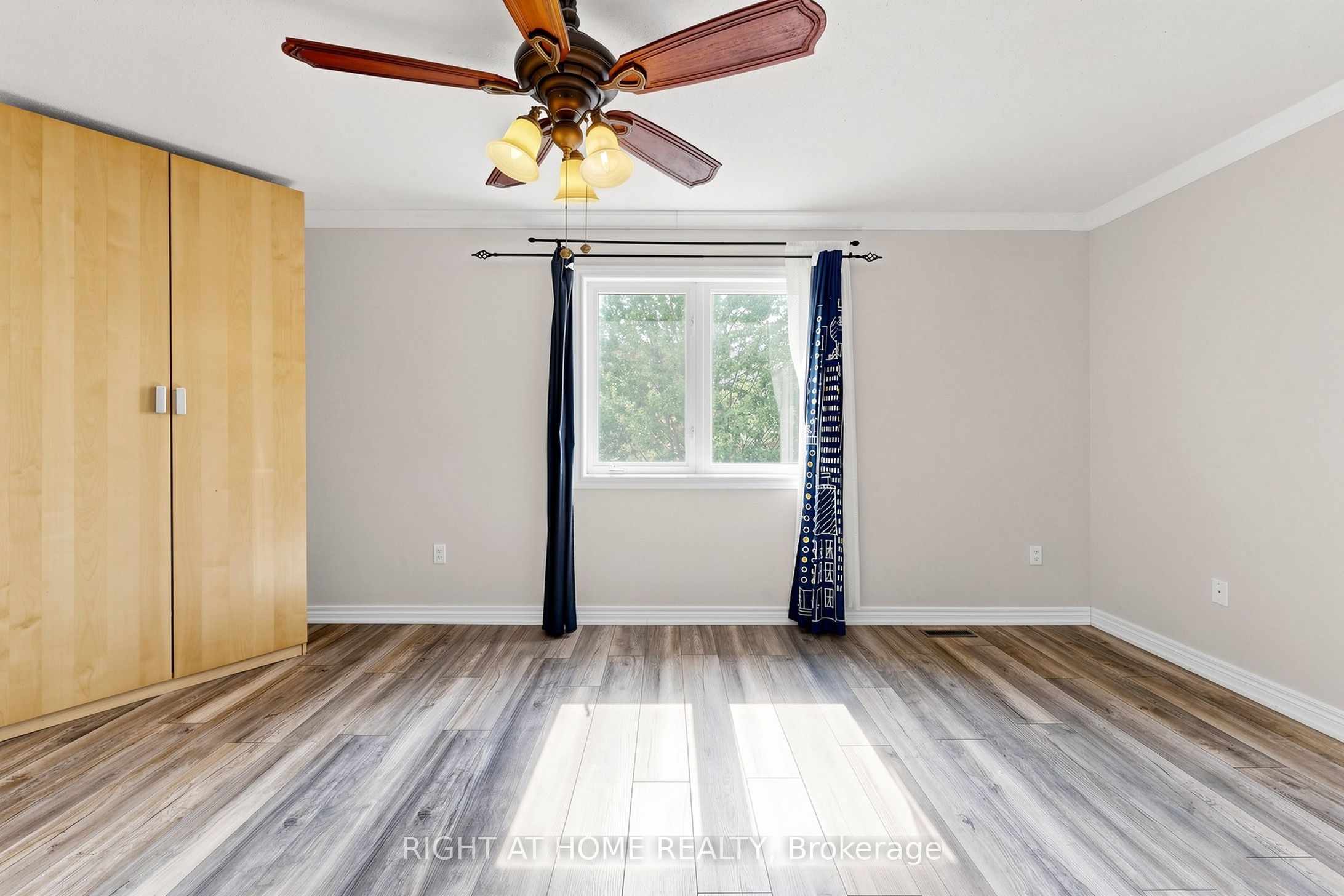 204 Everett Street Property Photo 24