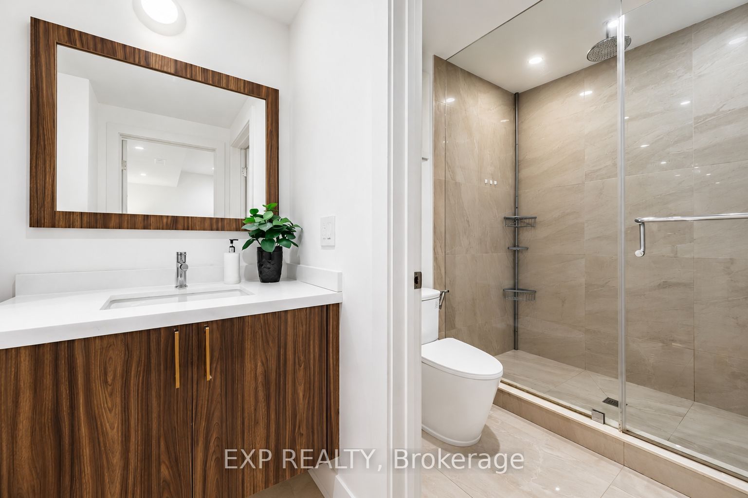 16 Wainwright Avenue Property Photo 32
