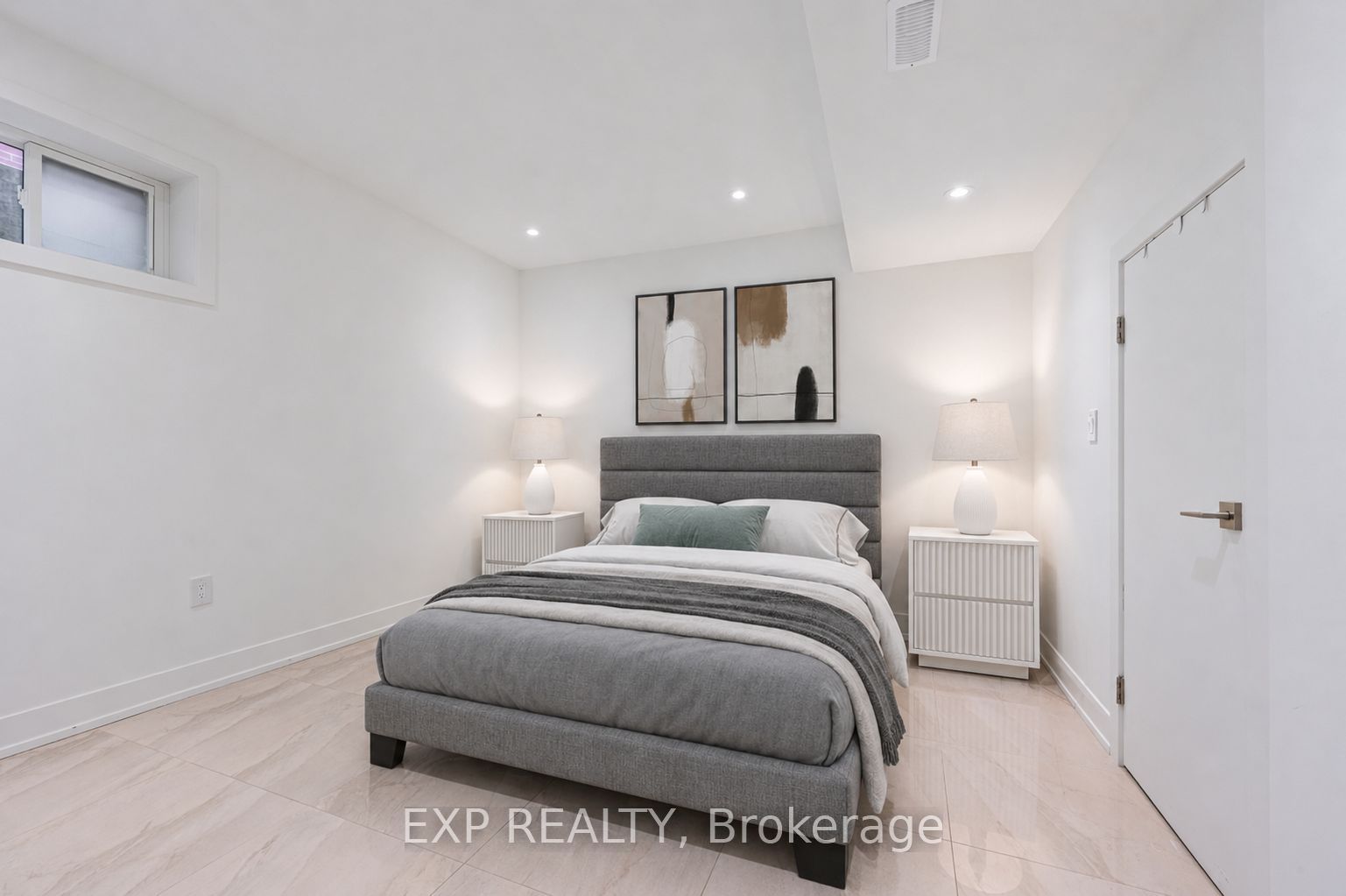16 Wainwright Avenue Property Photo 33