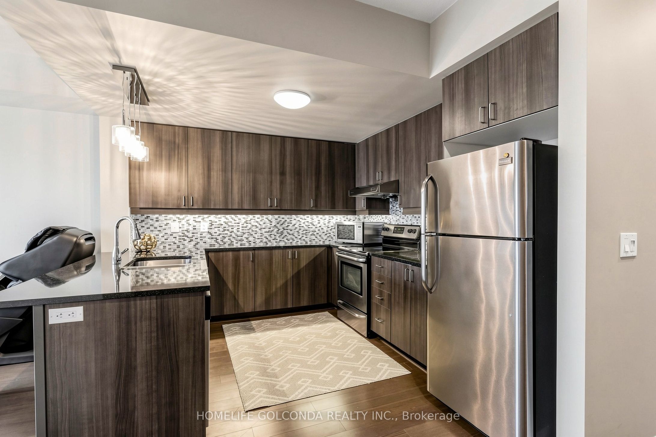 8110 Birchmount Road 904 Property Photo 10