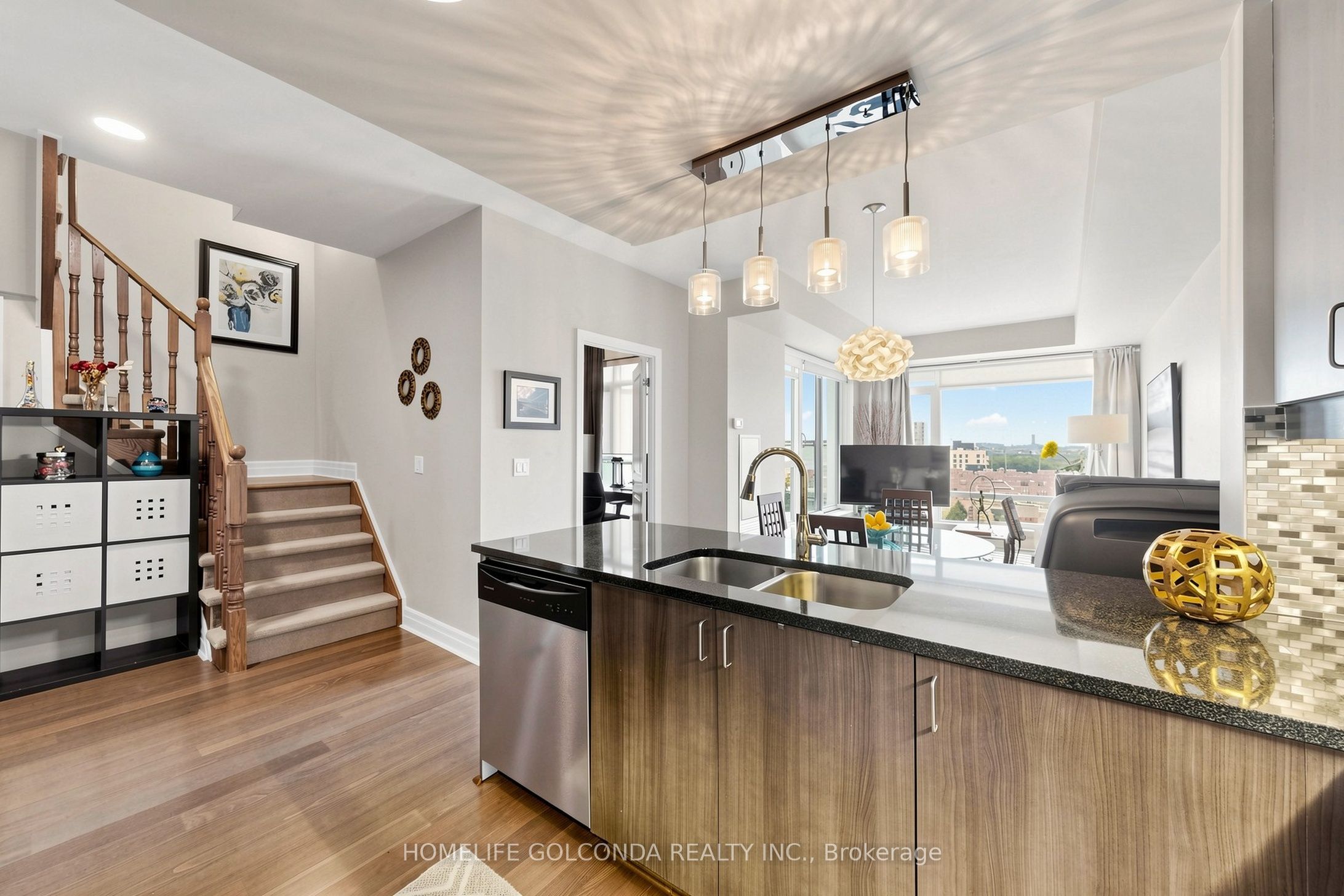 8110 Birchmount Road 904 Property Photo 11